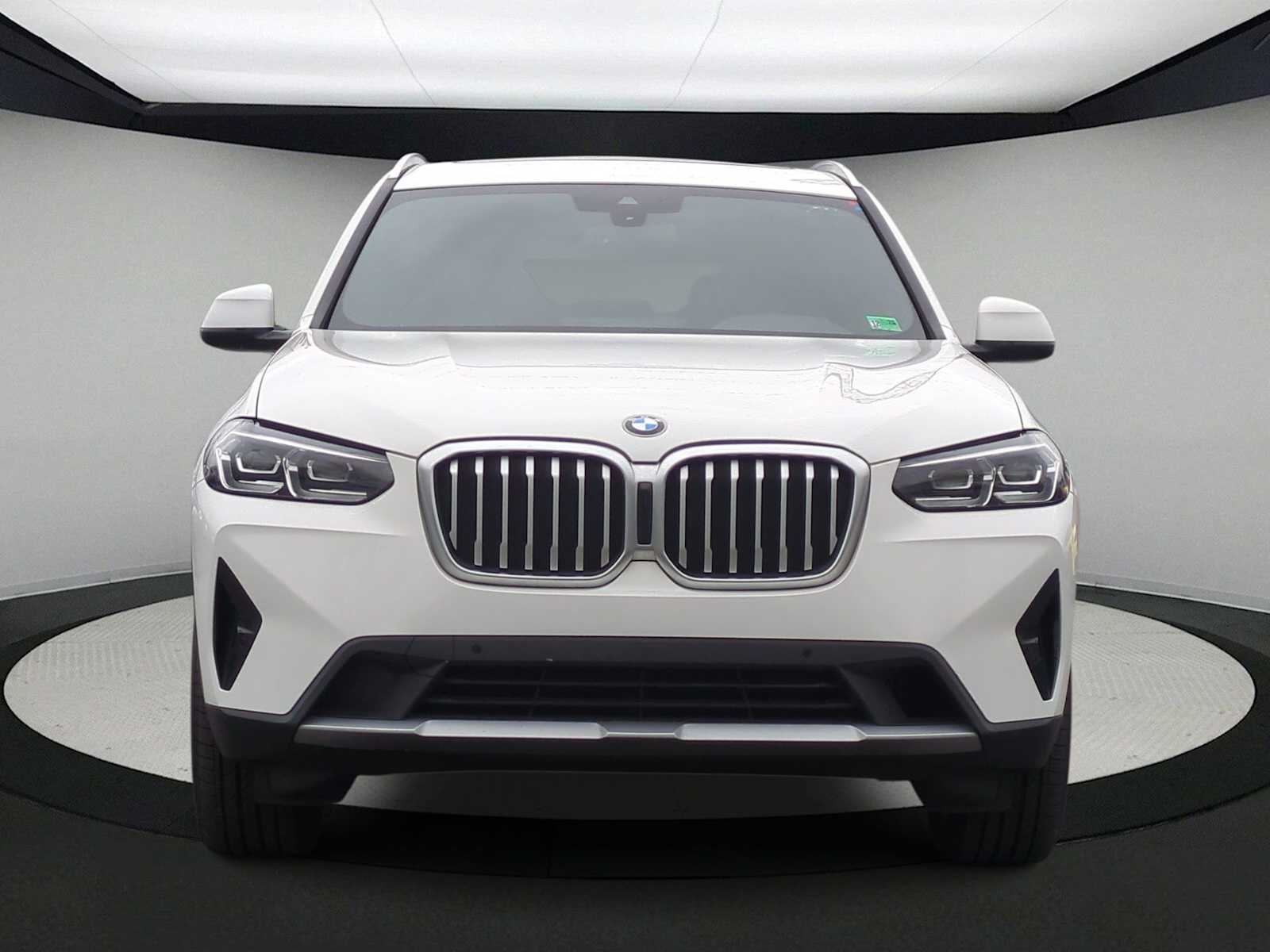 Thumbnail: 2023 BMW X3 - 3
