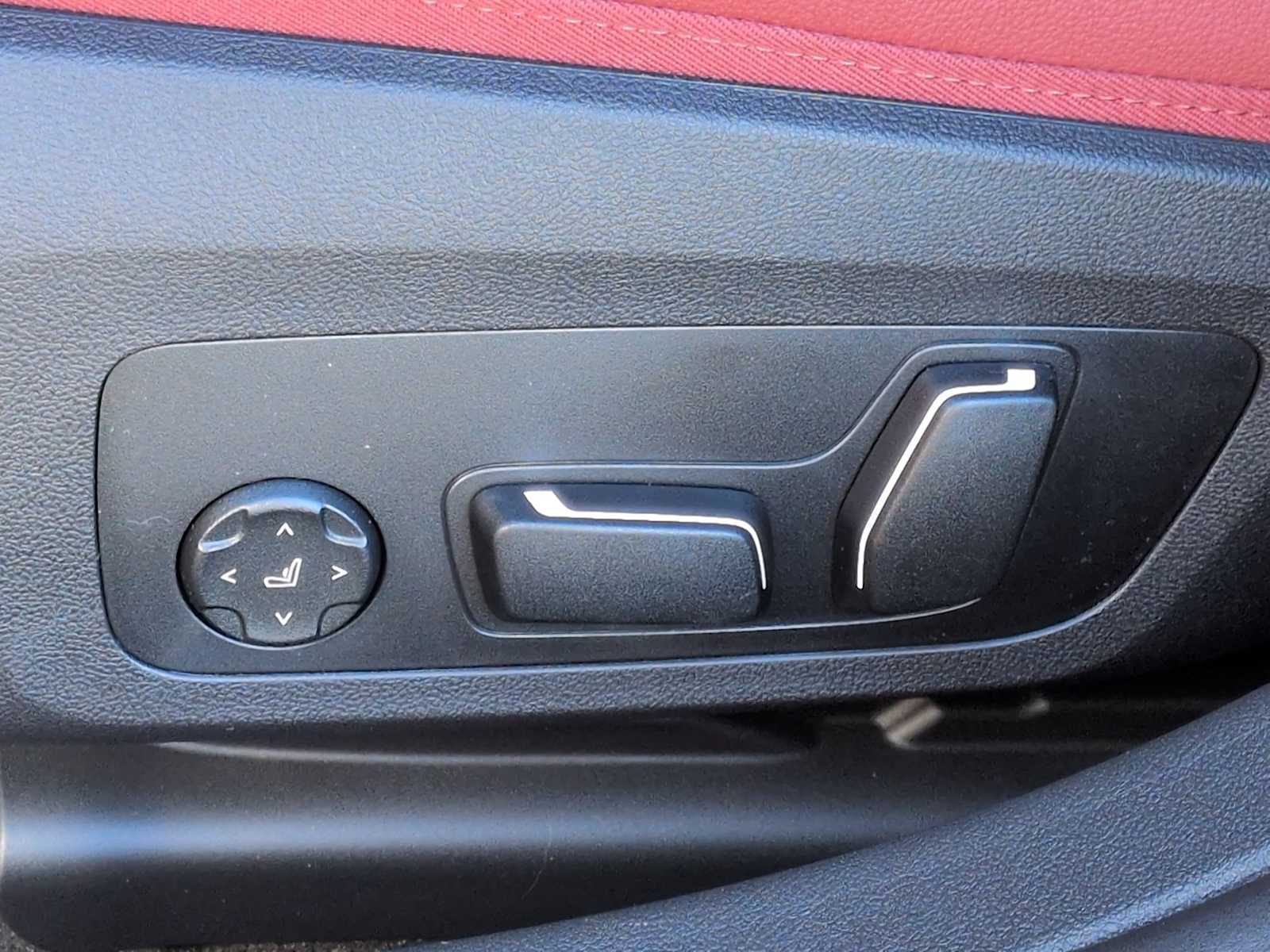 Thumbnail: 2026 BMW i4 - 18