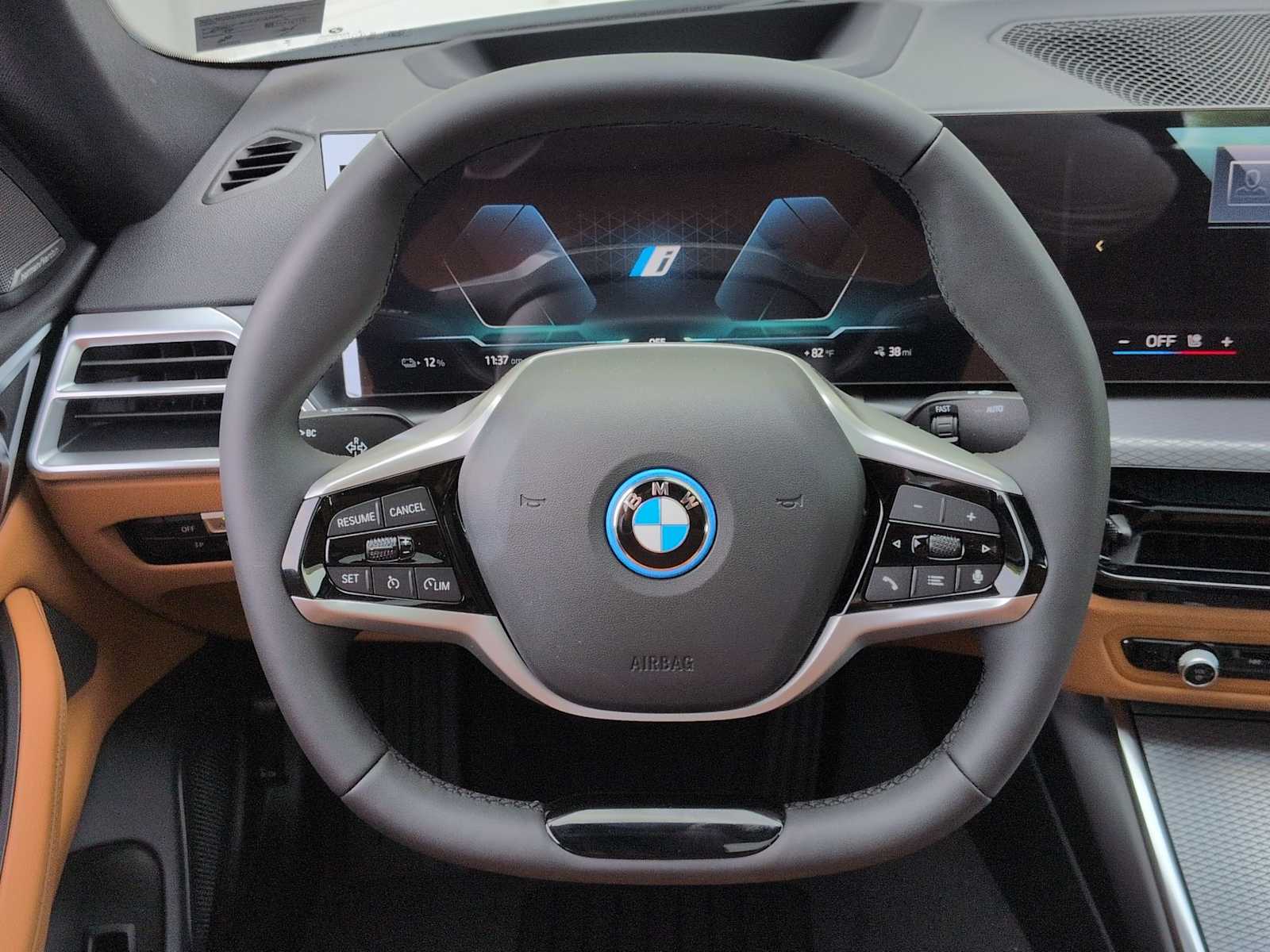 Thumbnail: 2026 BMW i4 - 25
