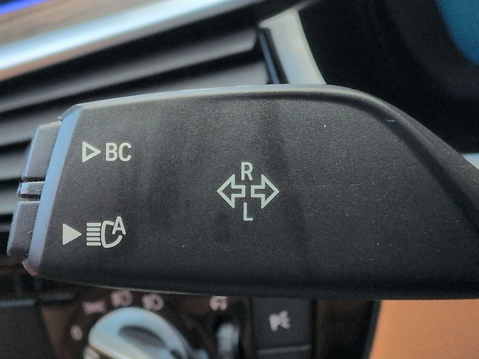 Thumbnail: 2023 BMW 5 Series - 29