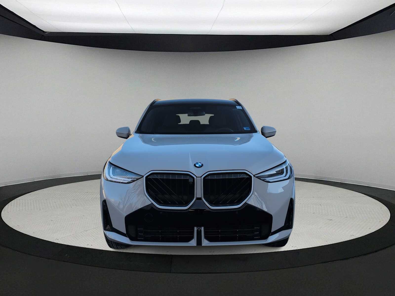 Thumbnail: 2026 BMW X3 - 3