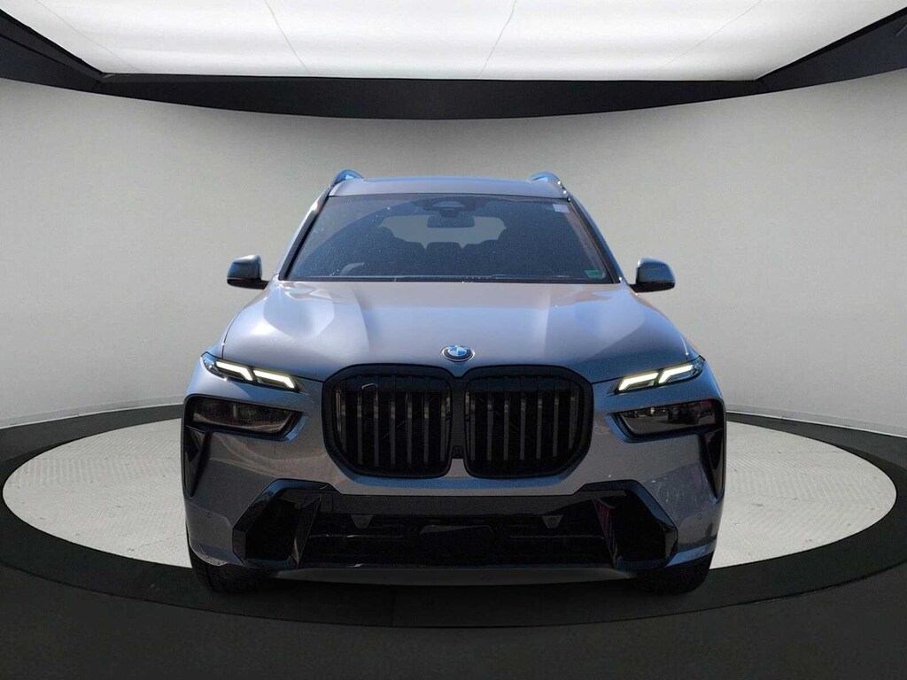 New 2026 BMW X7 xDrive40i SUV