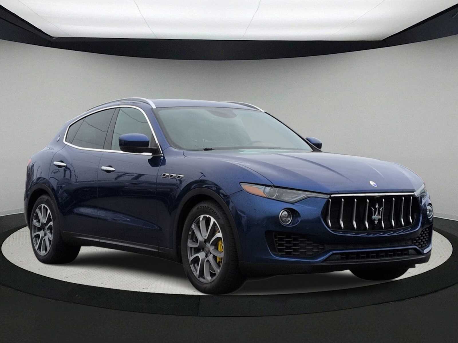 Thumbnail: 2017 Maserati Levante - 2