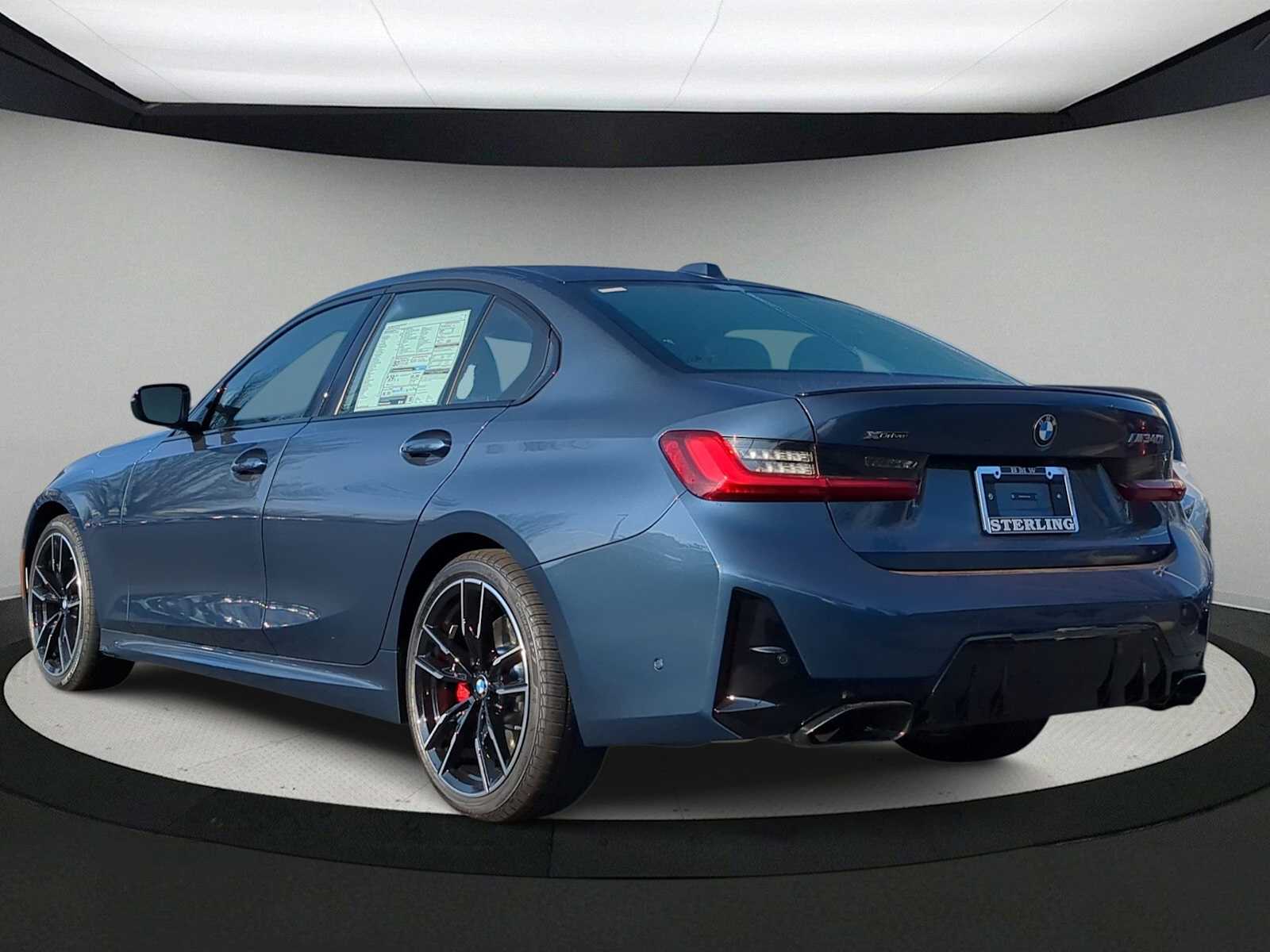 Thumbnail: 2026 BMW 3 Series - 6