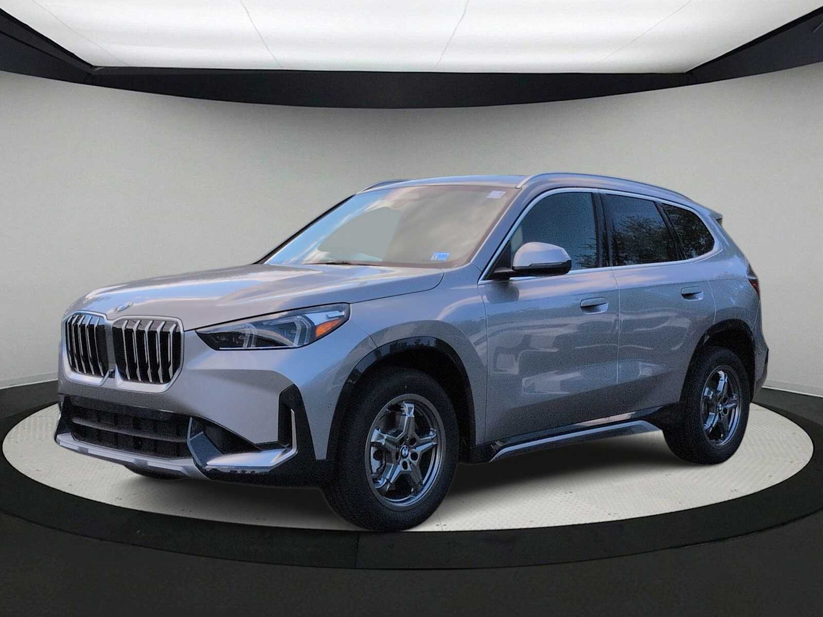 Thumbnail: 2026 BMW X1 - 4