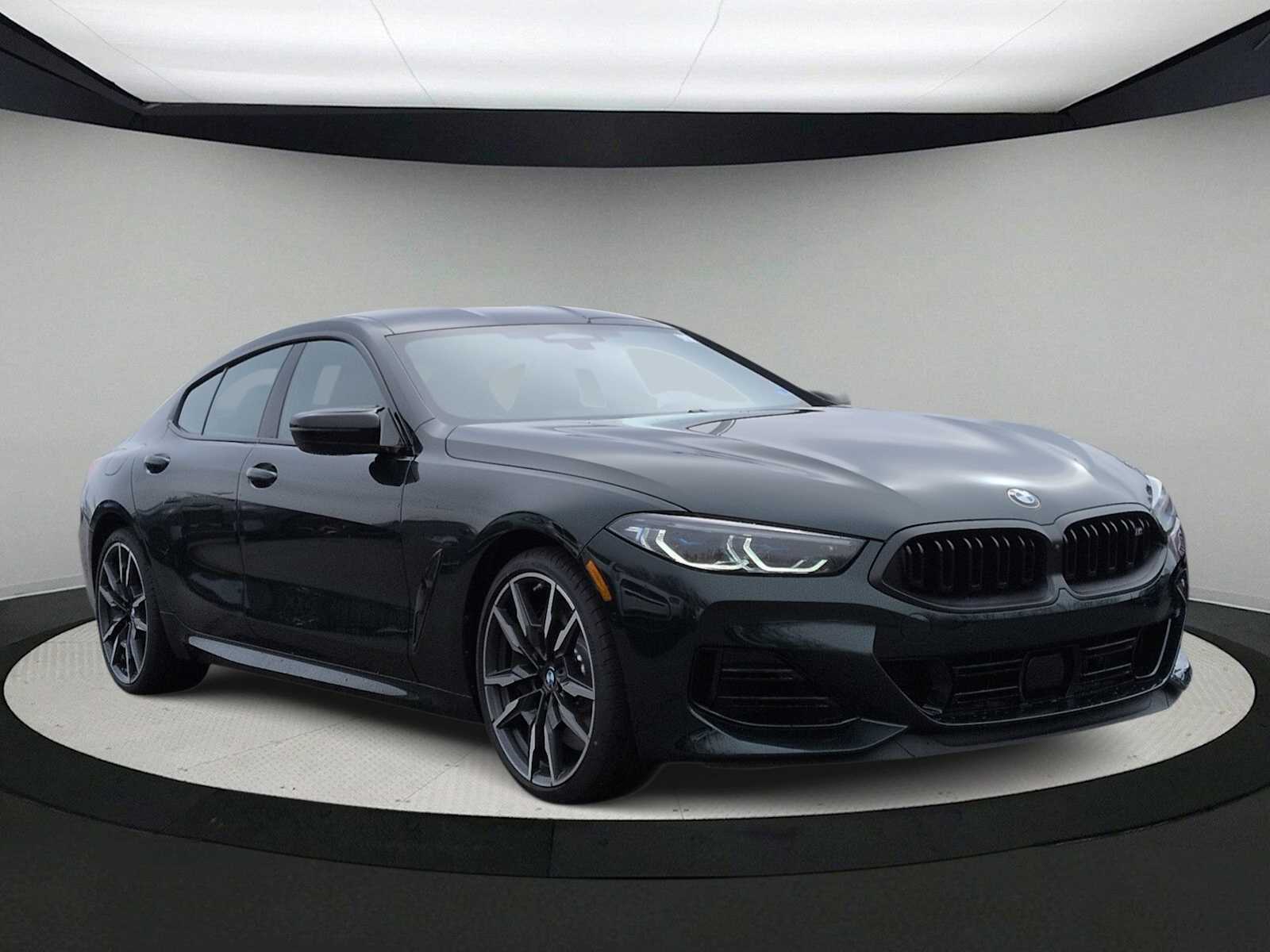 Thumbnail: 2026 BMW 8 Series - 2