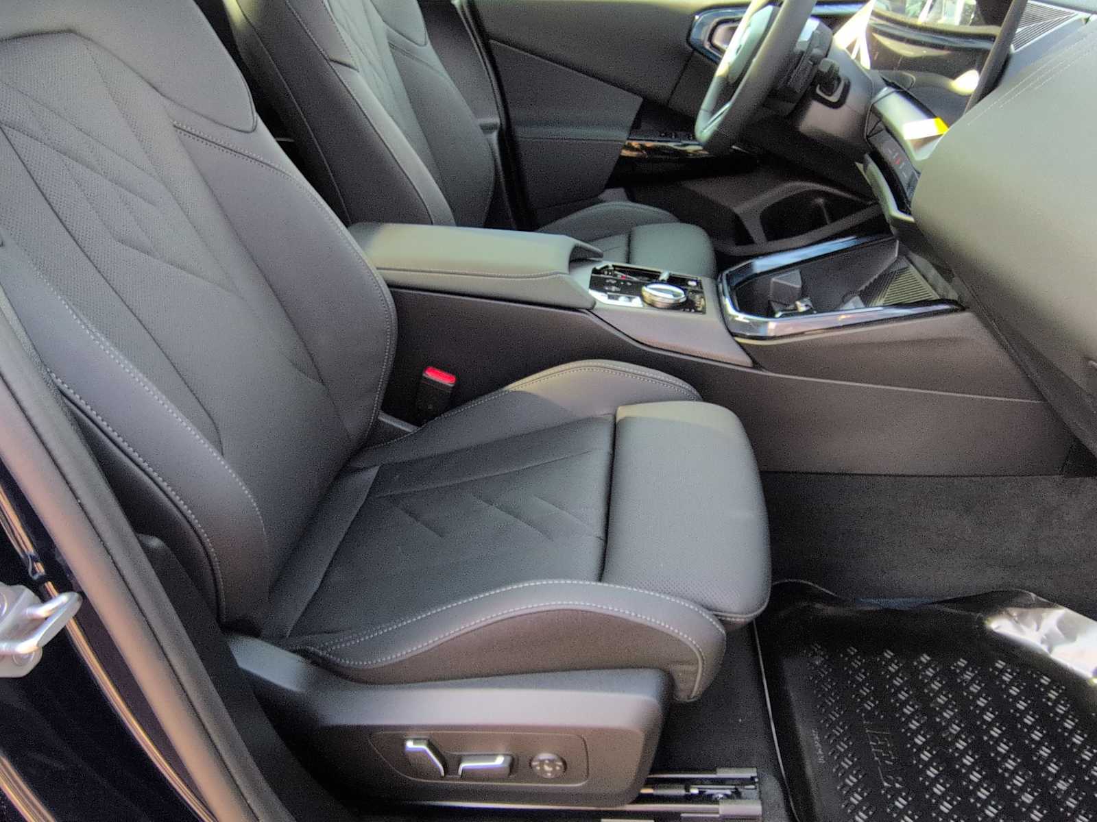 Thumbnail: 2026 BMW X3 - 24