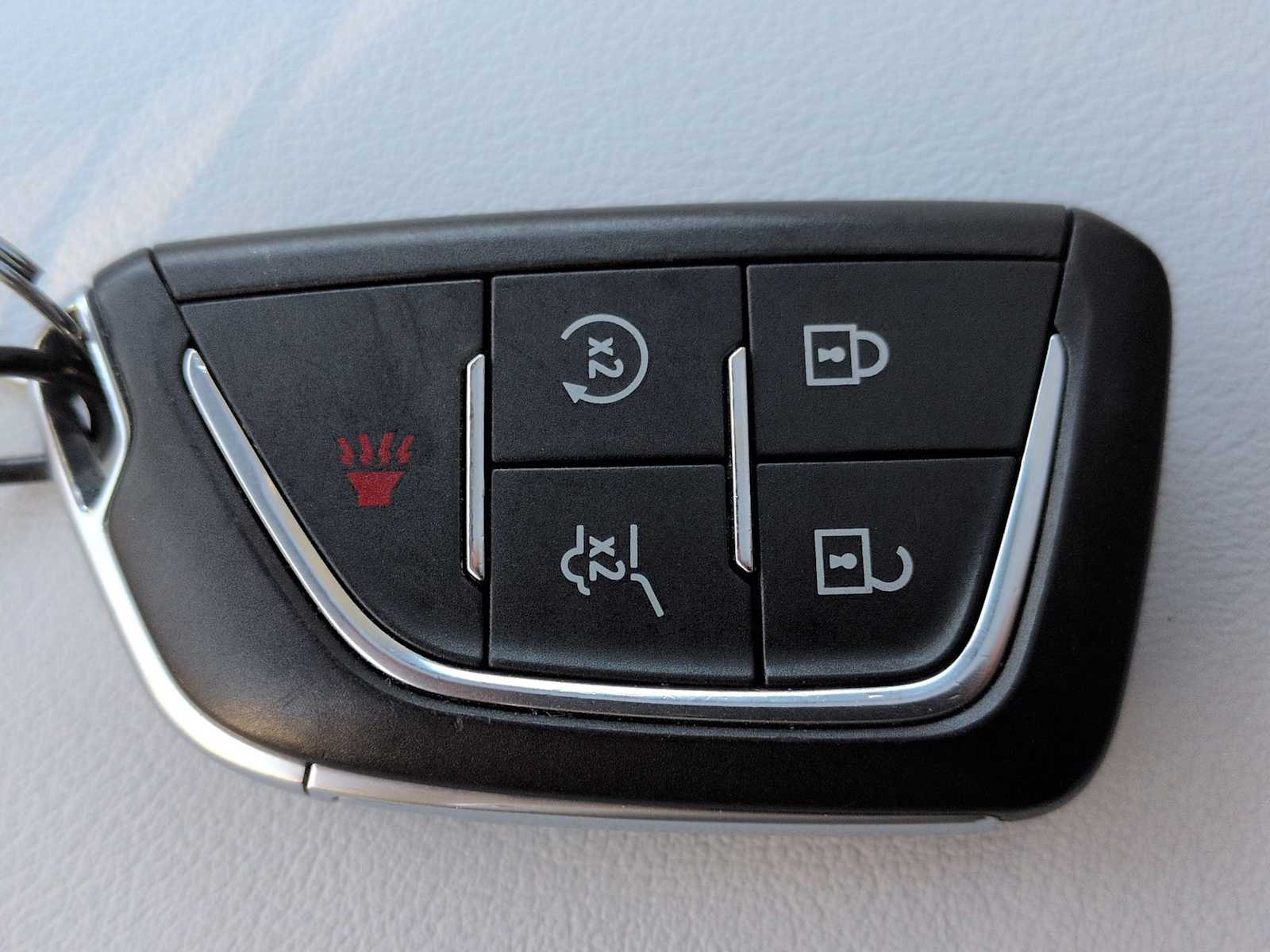 Thumbnail: 2024 Cadillac Lyriq - 38