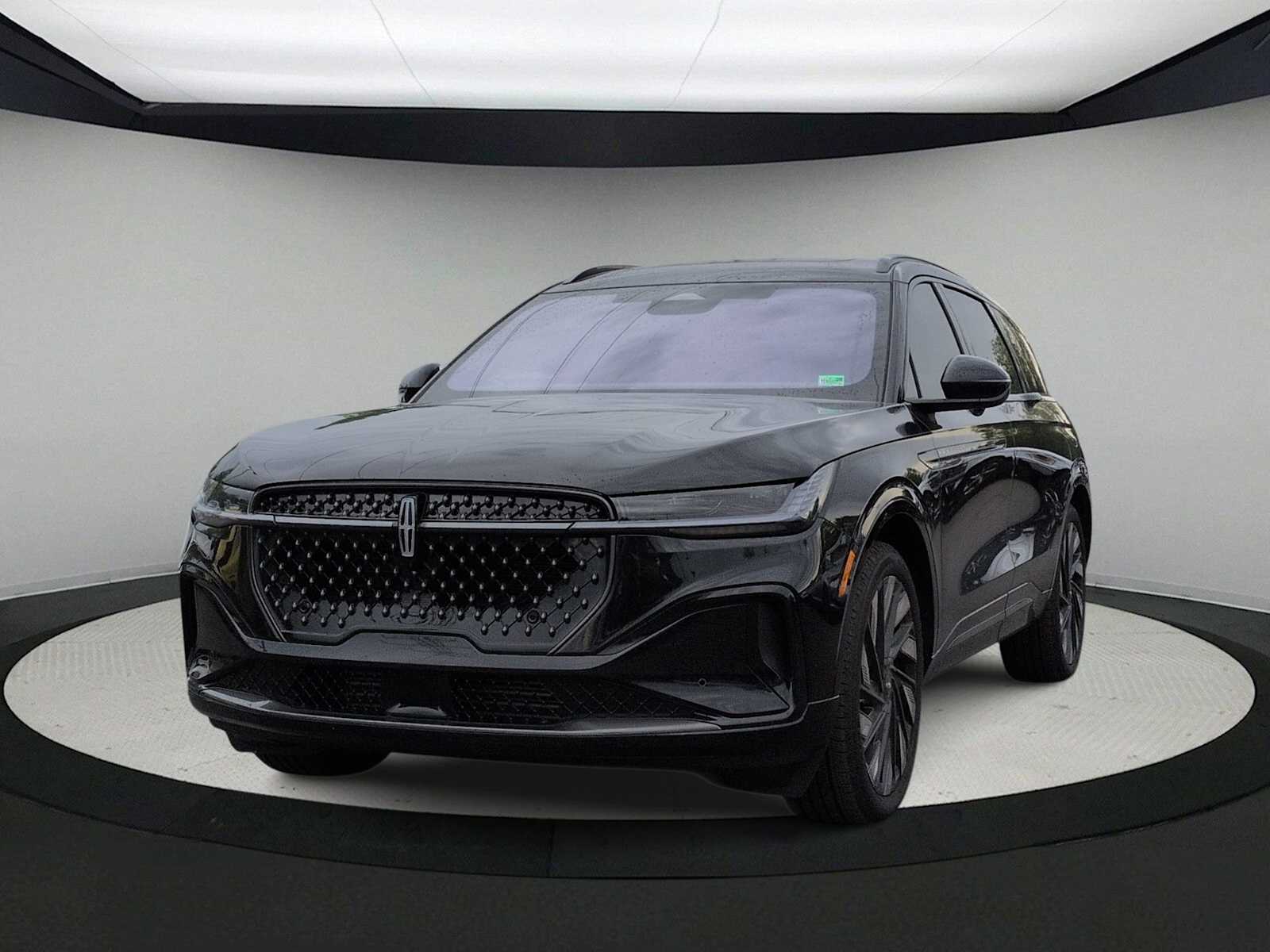 Thumbnail: 2026 Lincoln Nautilus - 4
