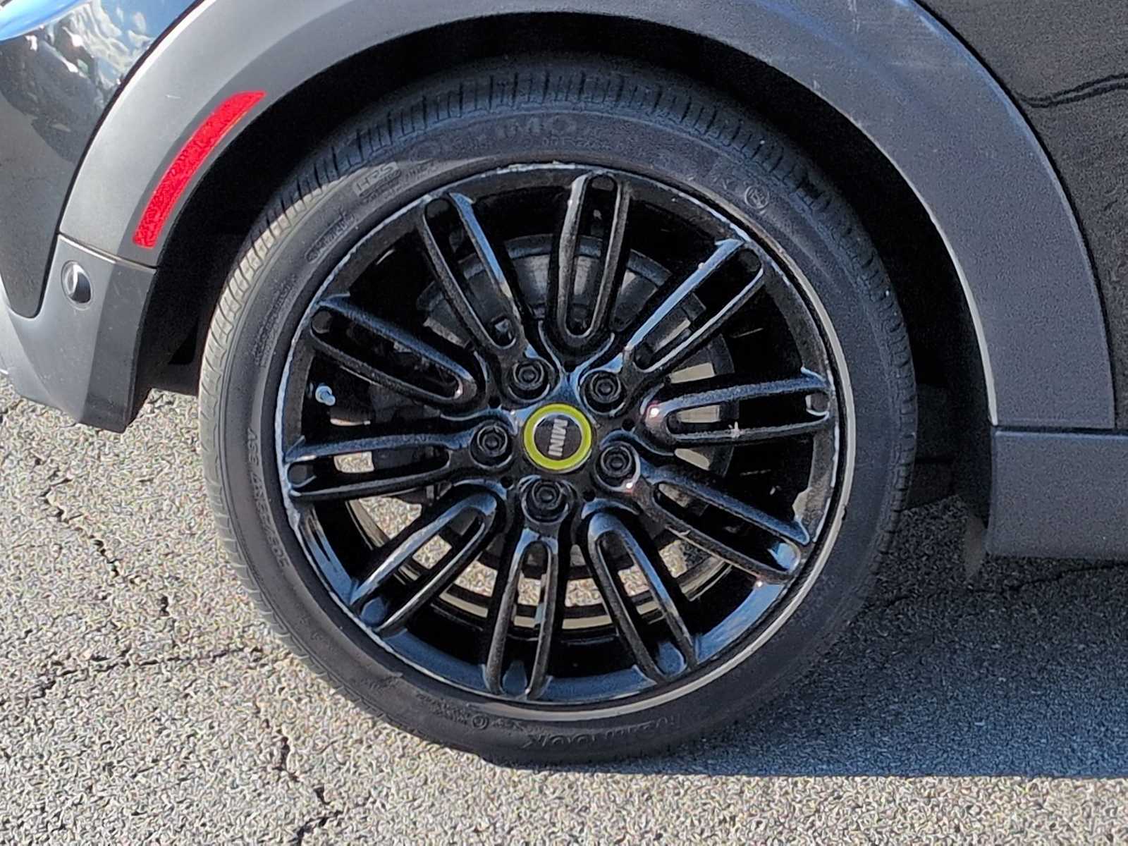 Thumbnail: 2024 MINI Cooper Hardtop - 13