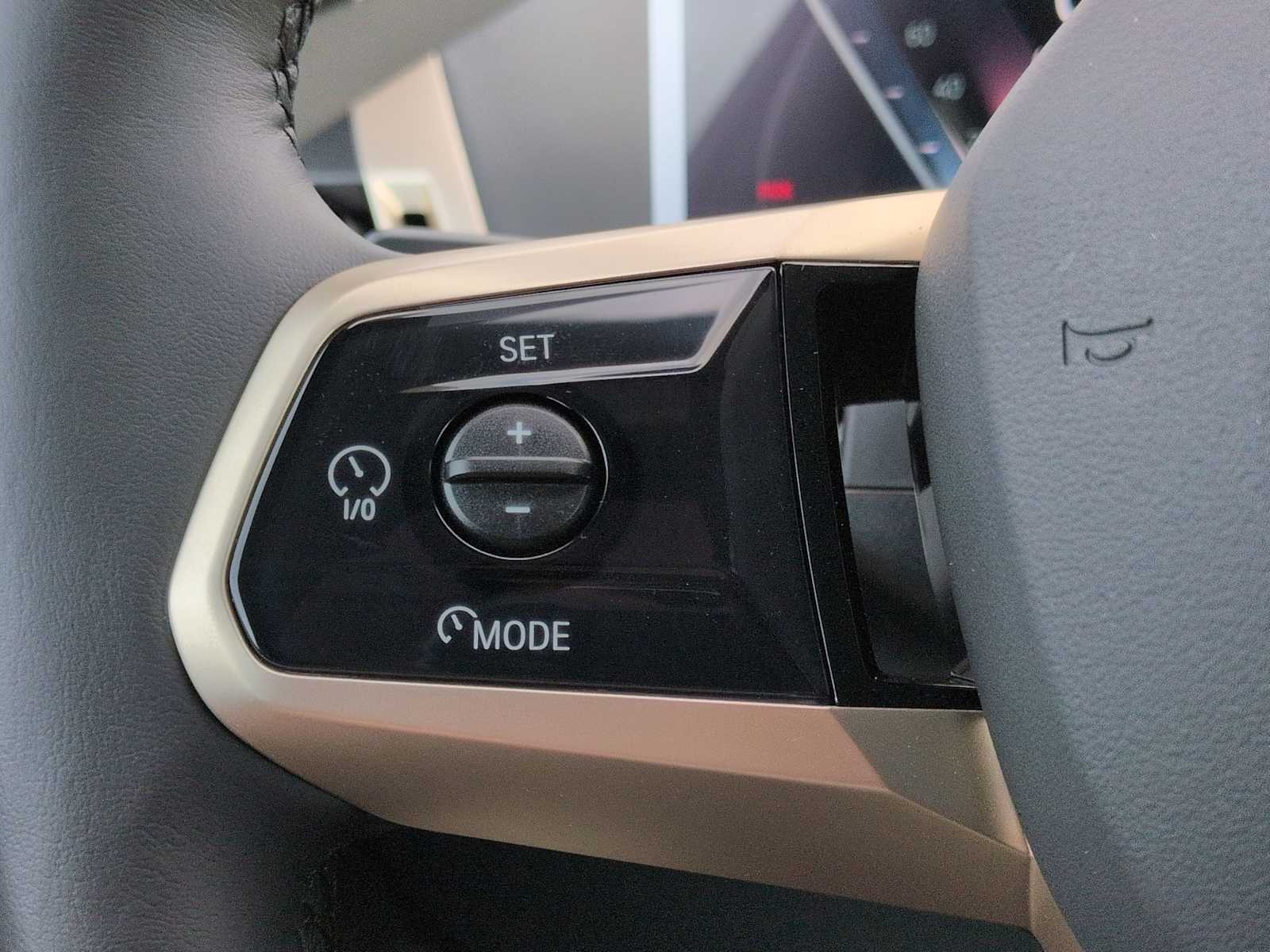 Thumbnail: 2026 BMW iX - 25