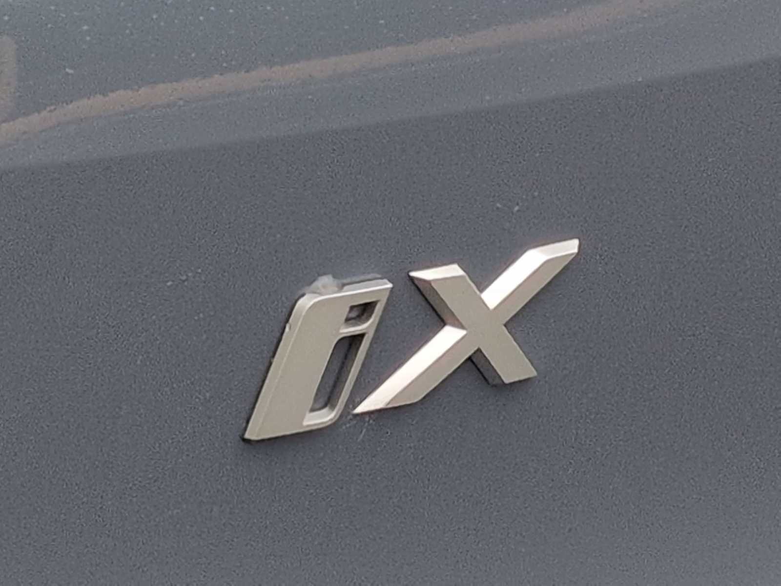 Thumbnail: 2026 BMW iX - 13