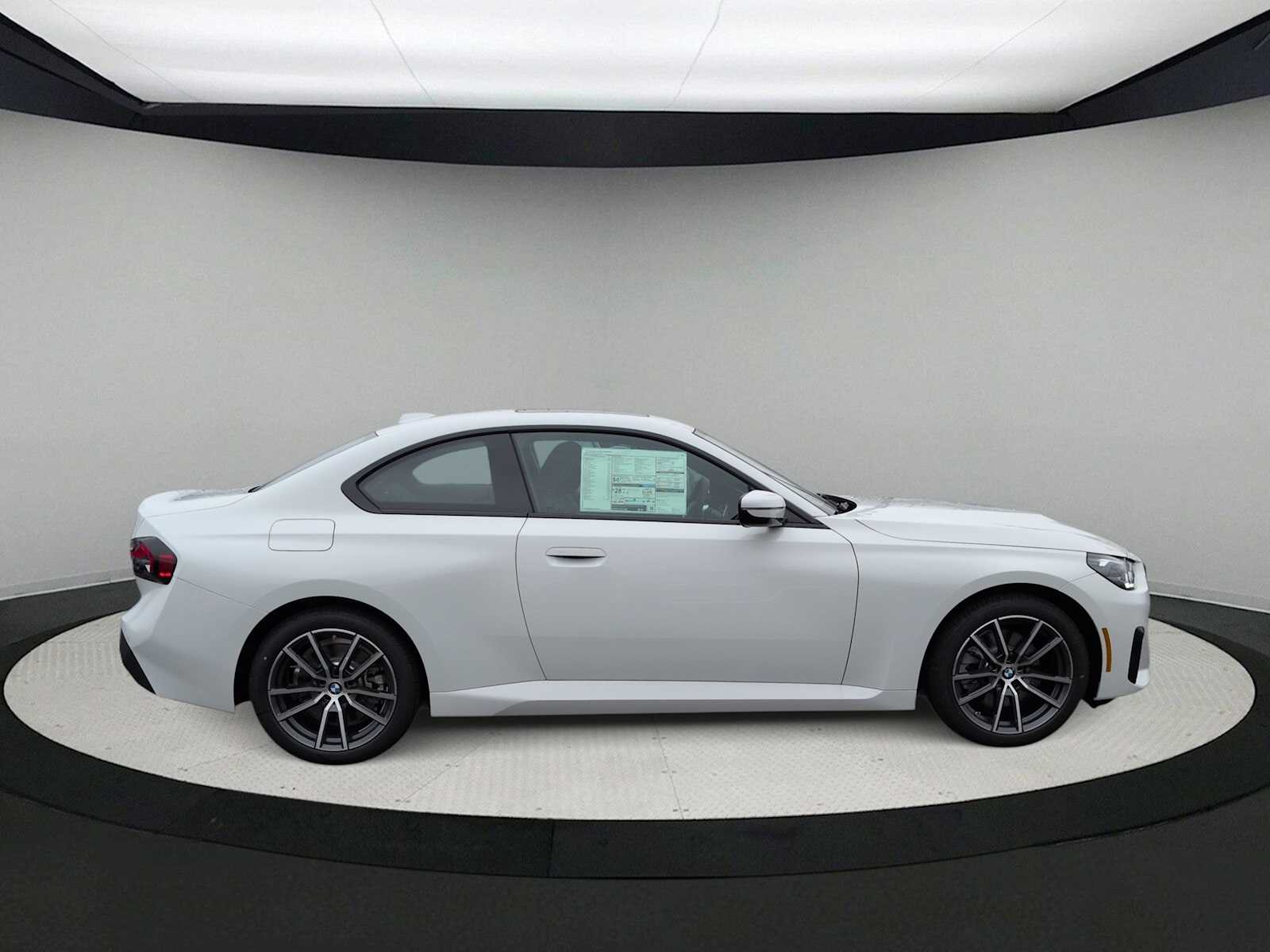 Thumbnail: 2026 BMW 2 Series - 9