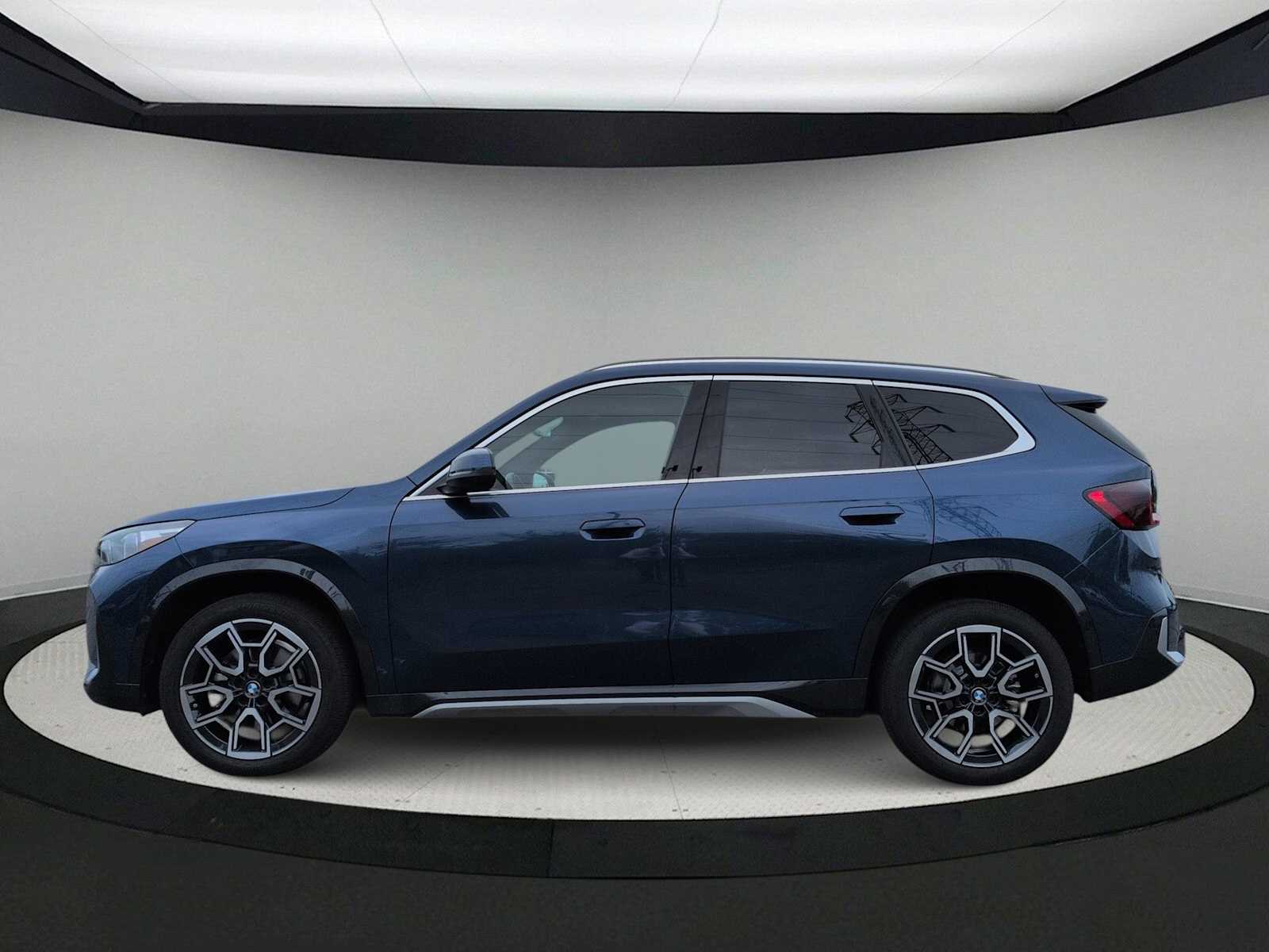 Thumbnail: 2025 BMW X1 - 5