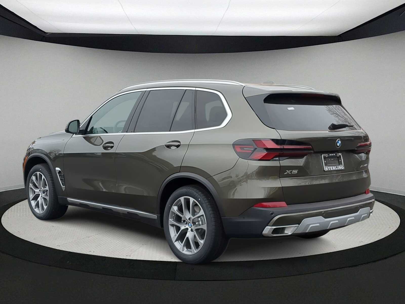 Thumbnail: 2026 BMW X5 - 6