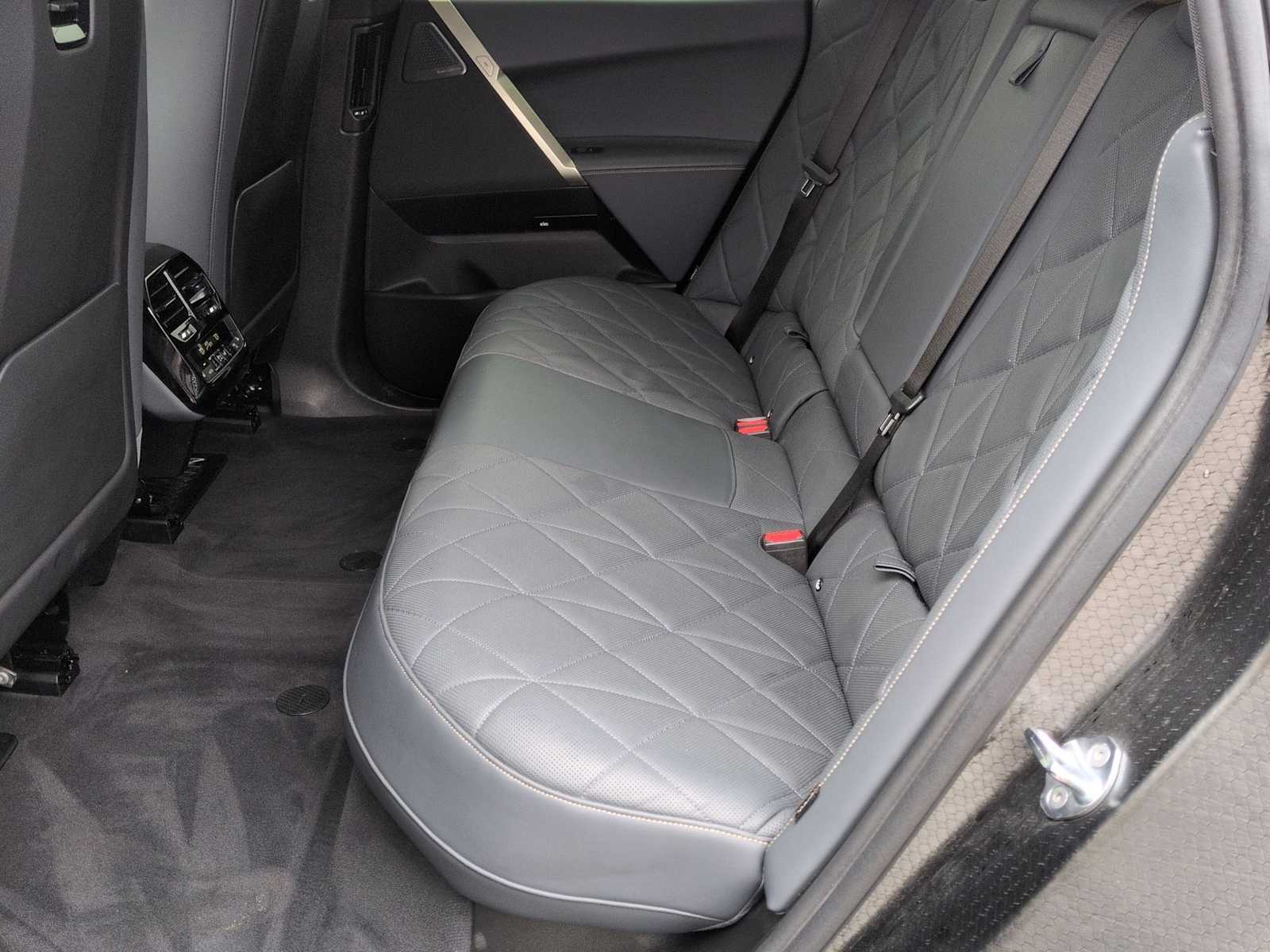 Thumbnail: 2023 BMW iX - 20