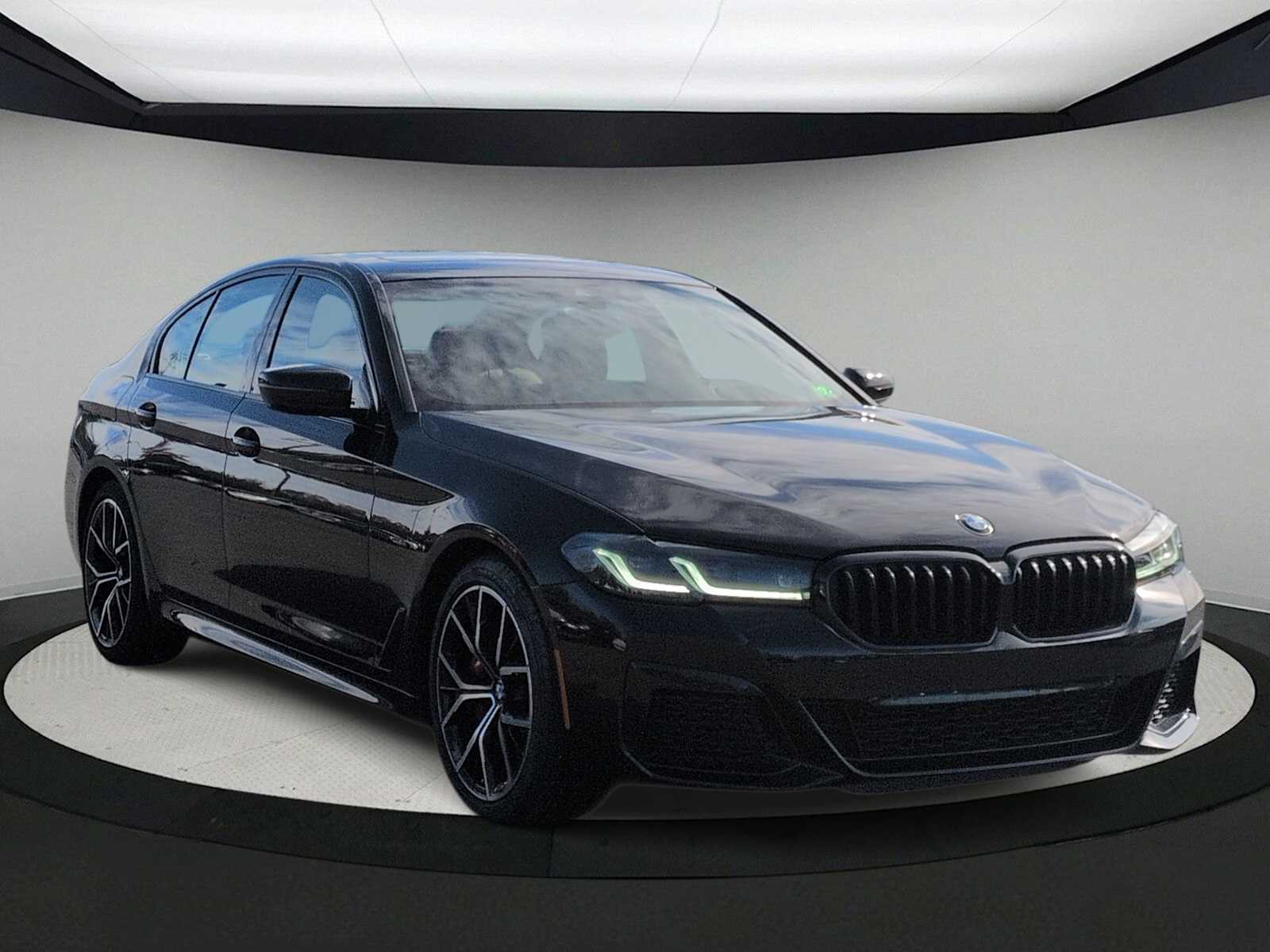 Thumbnail: 2023 BMW 5 Series - 2