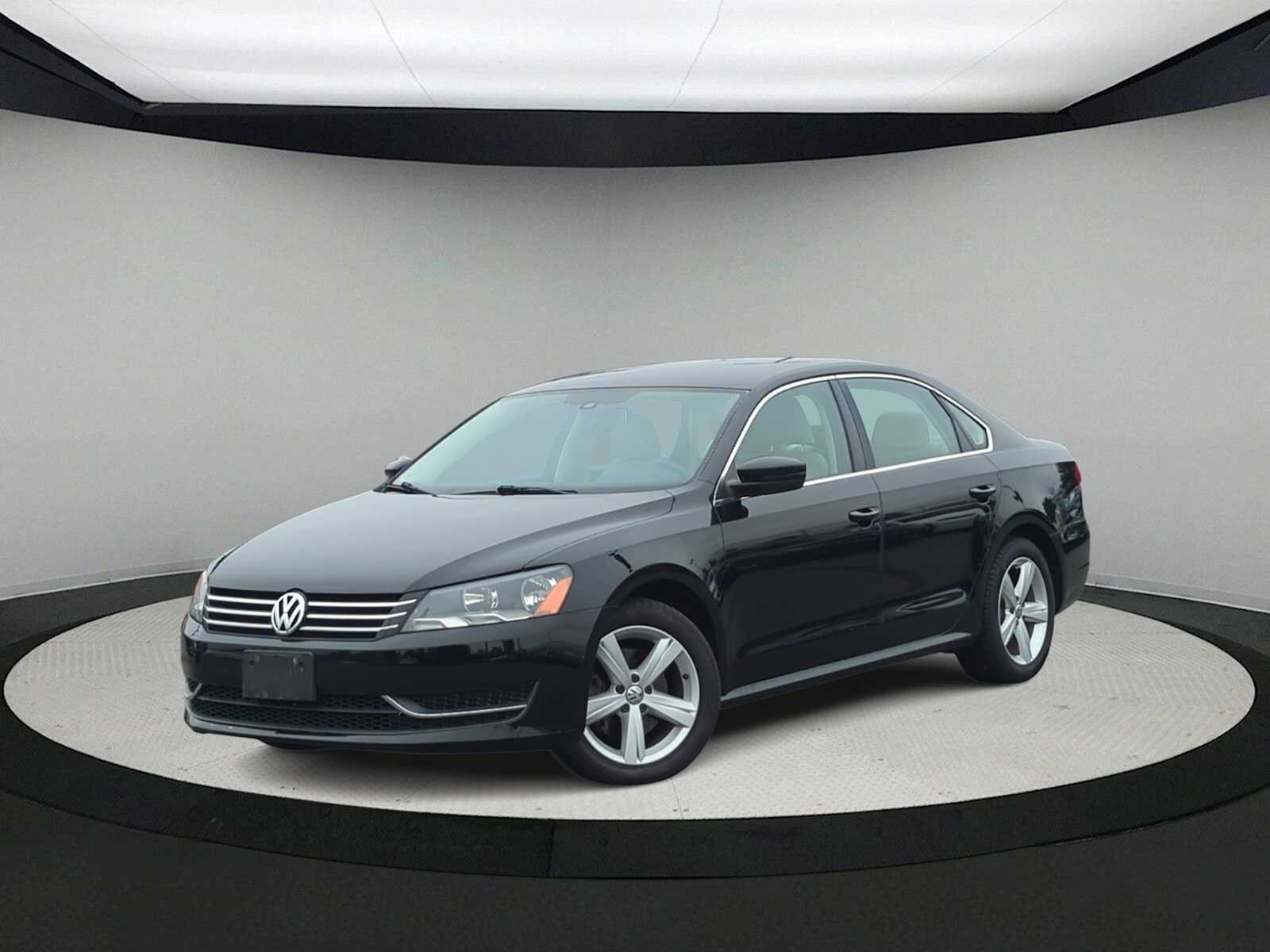 2013 Volkswagen Passat SE -
                  Sterling, VA