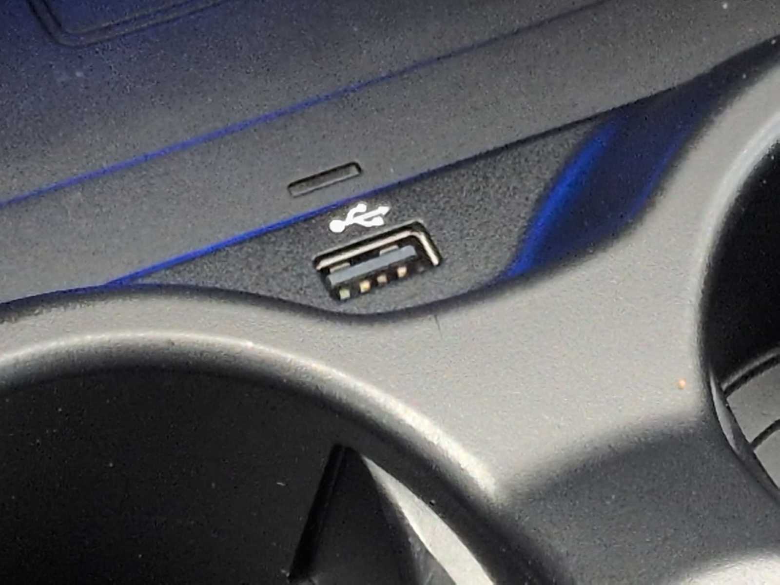 Thumbnail: 2021 BMW 5 Series - 33