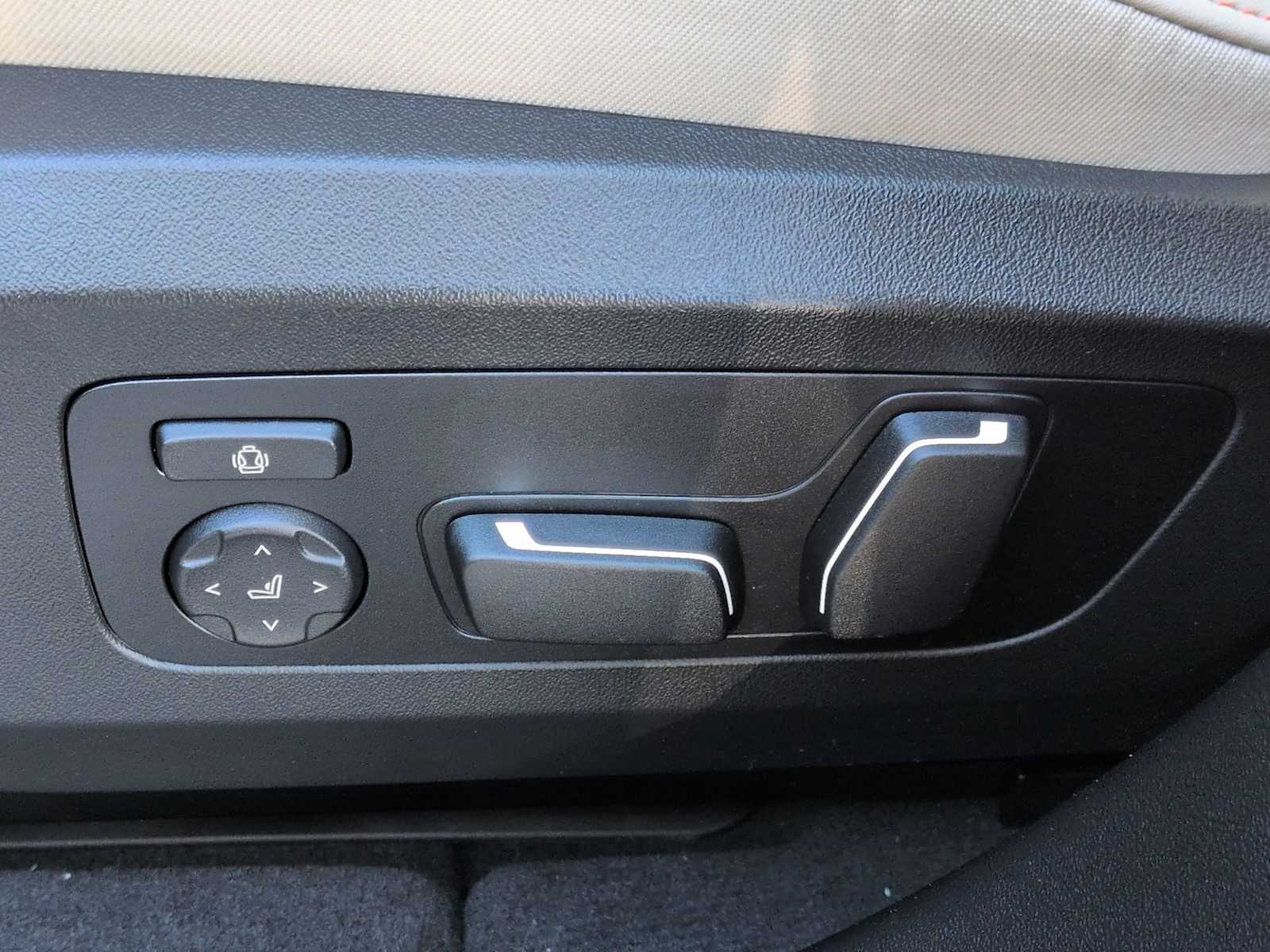 Thumbnail: 2026 BMW X3 - 18