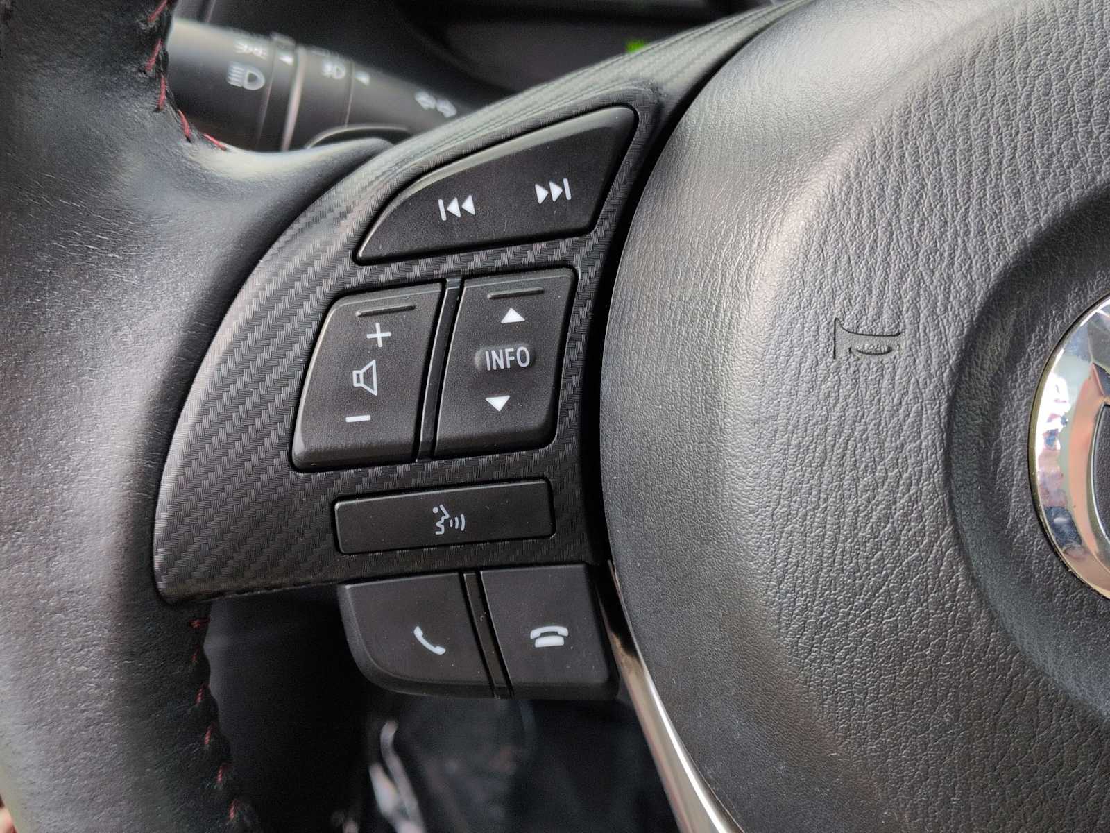 Thumbnail: 2015 Mazda Mazda3 - 26