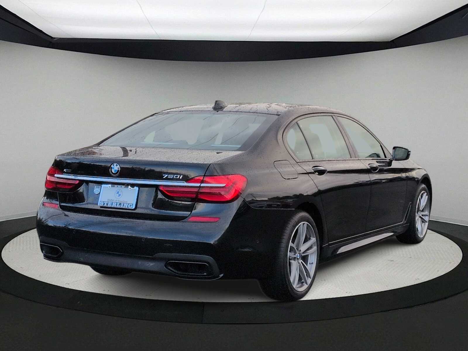 Thumbnail: 2016 BMW 7 Series - 8