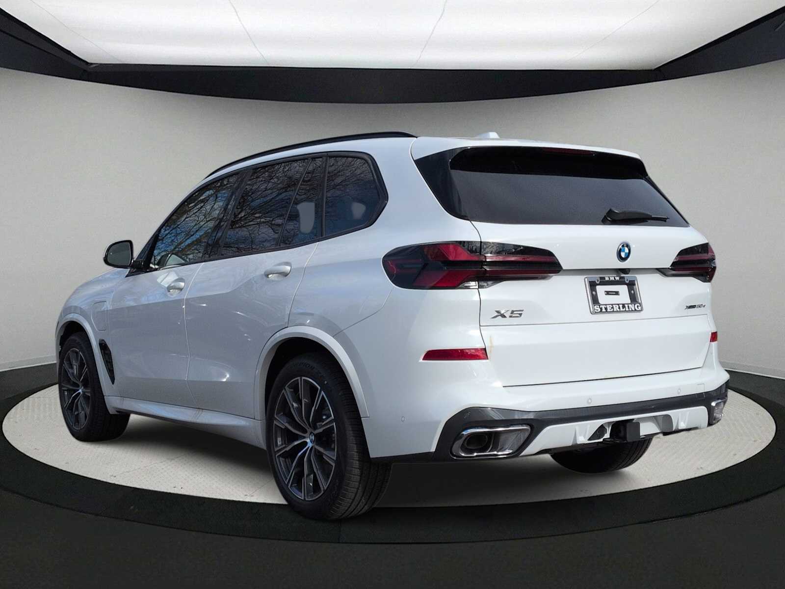 Thumbnail: 2026 BMW X5 - 6