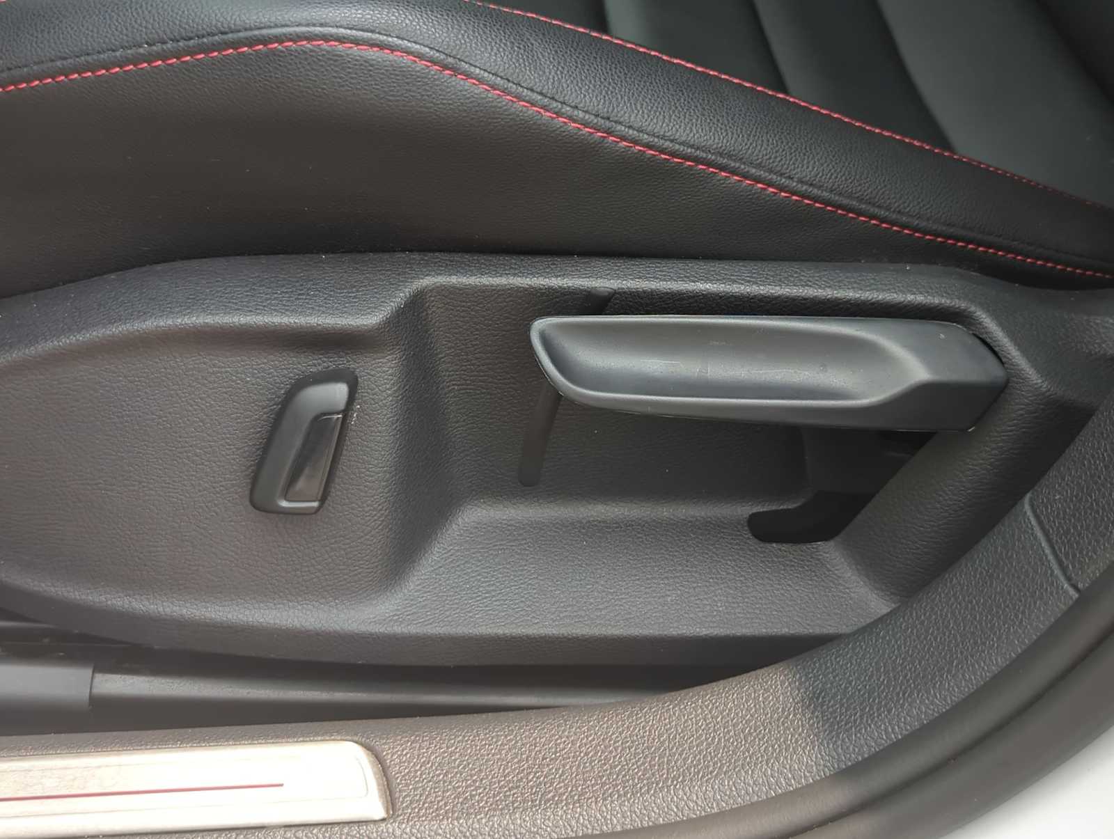 2021 Volkswagen Golf GTI SE 9