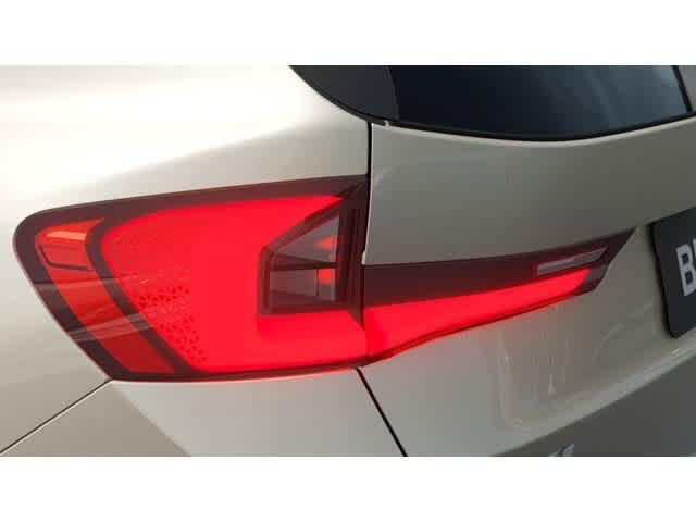 Thumbnail: 2026 BMW X1 - 8