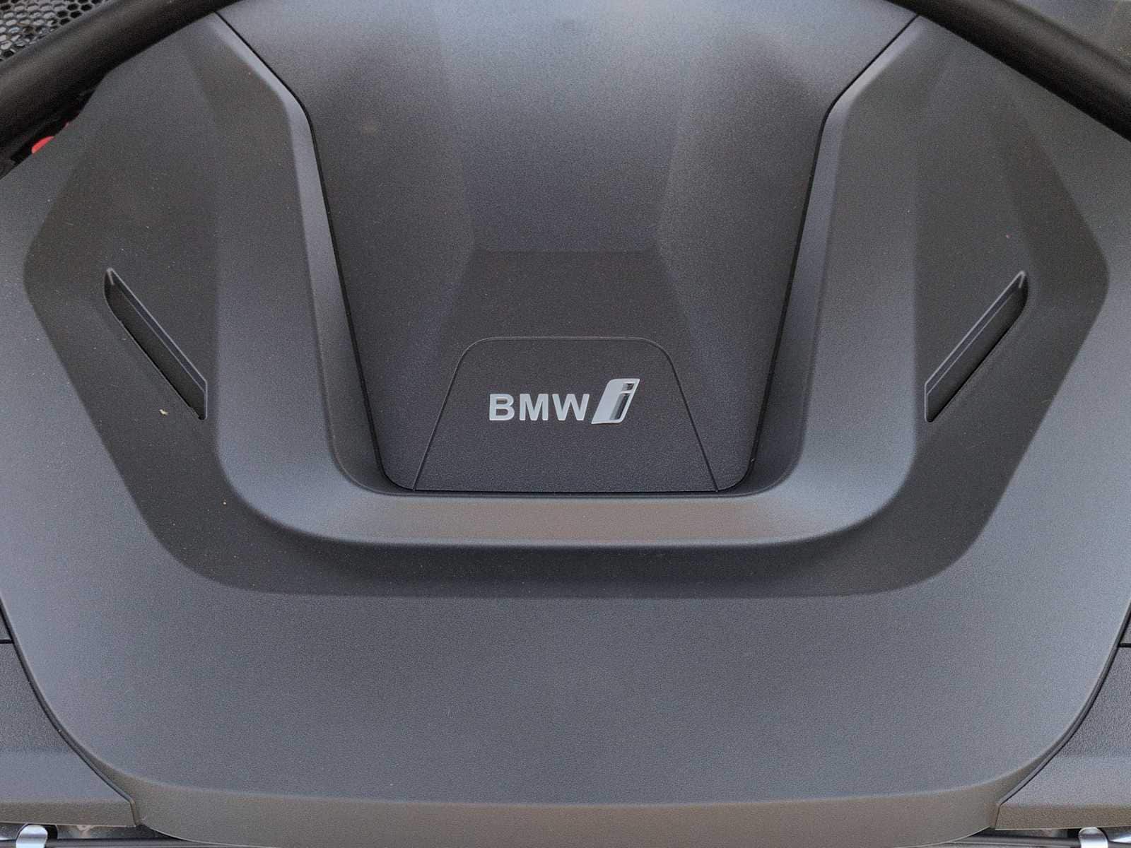 Thumbnail: 2026 BMW i4 - 15