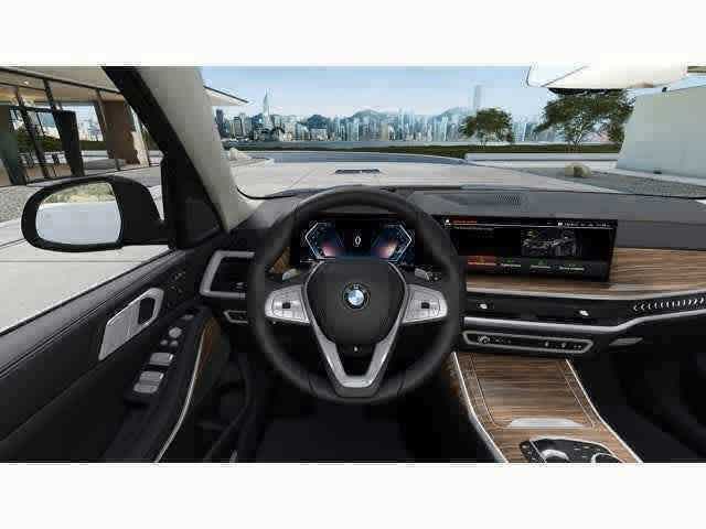 Thumbnail: 2026 BMW X7 - 13