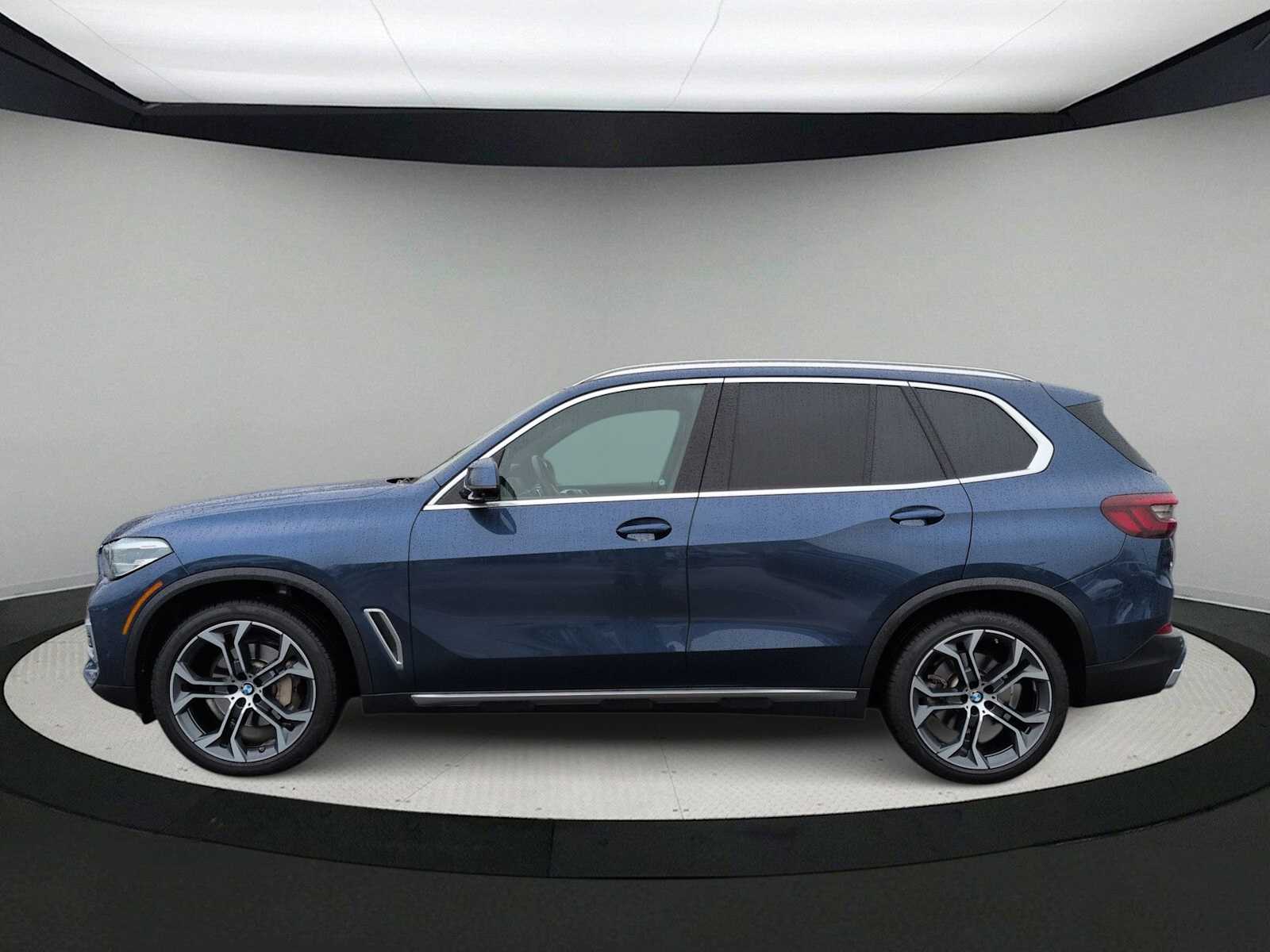 Thumbnail: 2022 BMW X5 - 5