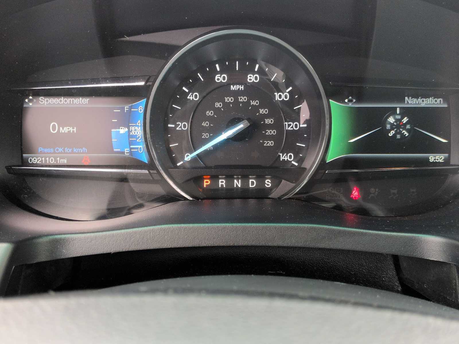 Thumbnail: 2016 Ford Explorer - 34