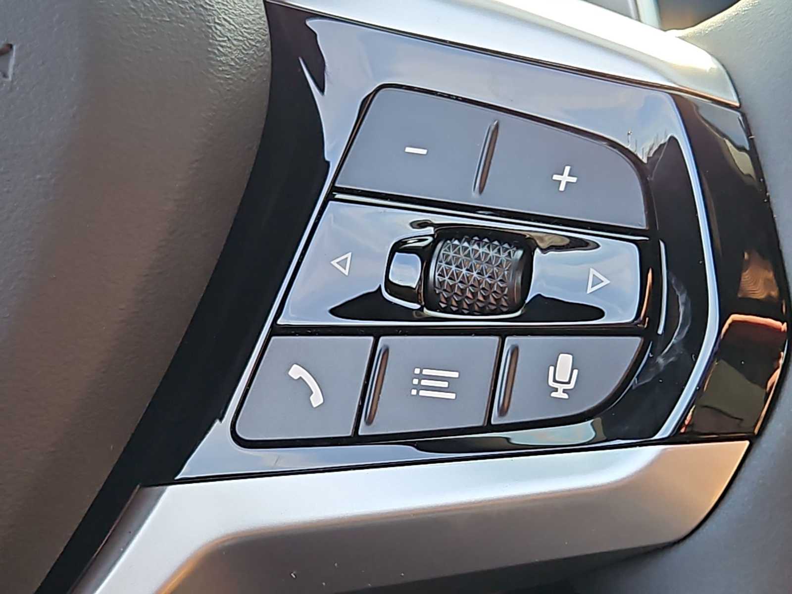 Thumbnail: 2026 BMW 3 Series - 23