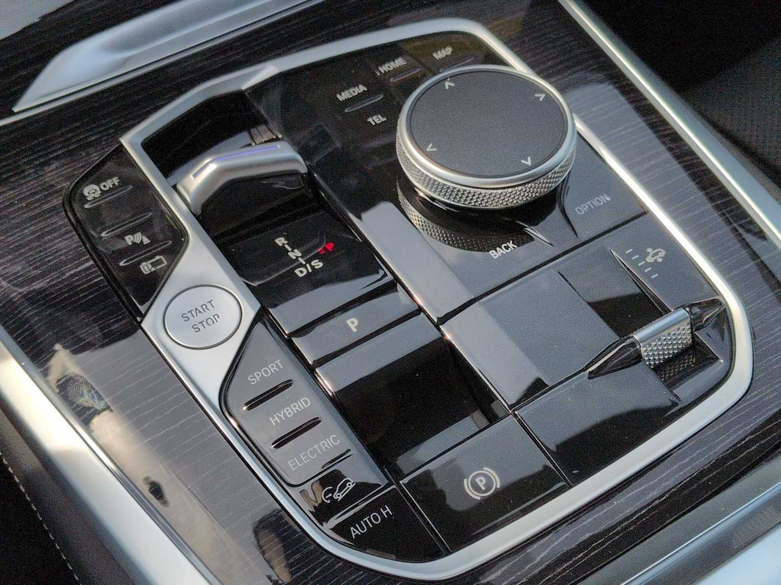 Thumbnail: 2026 BMW X5 - 35