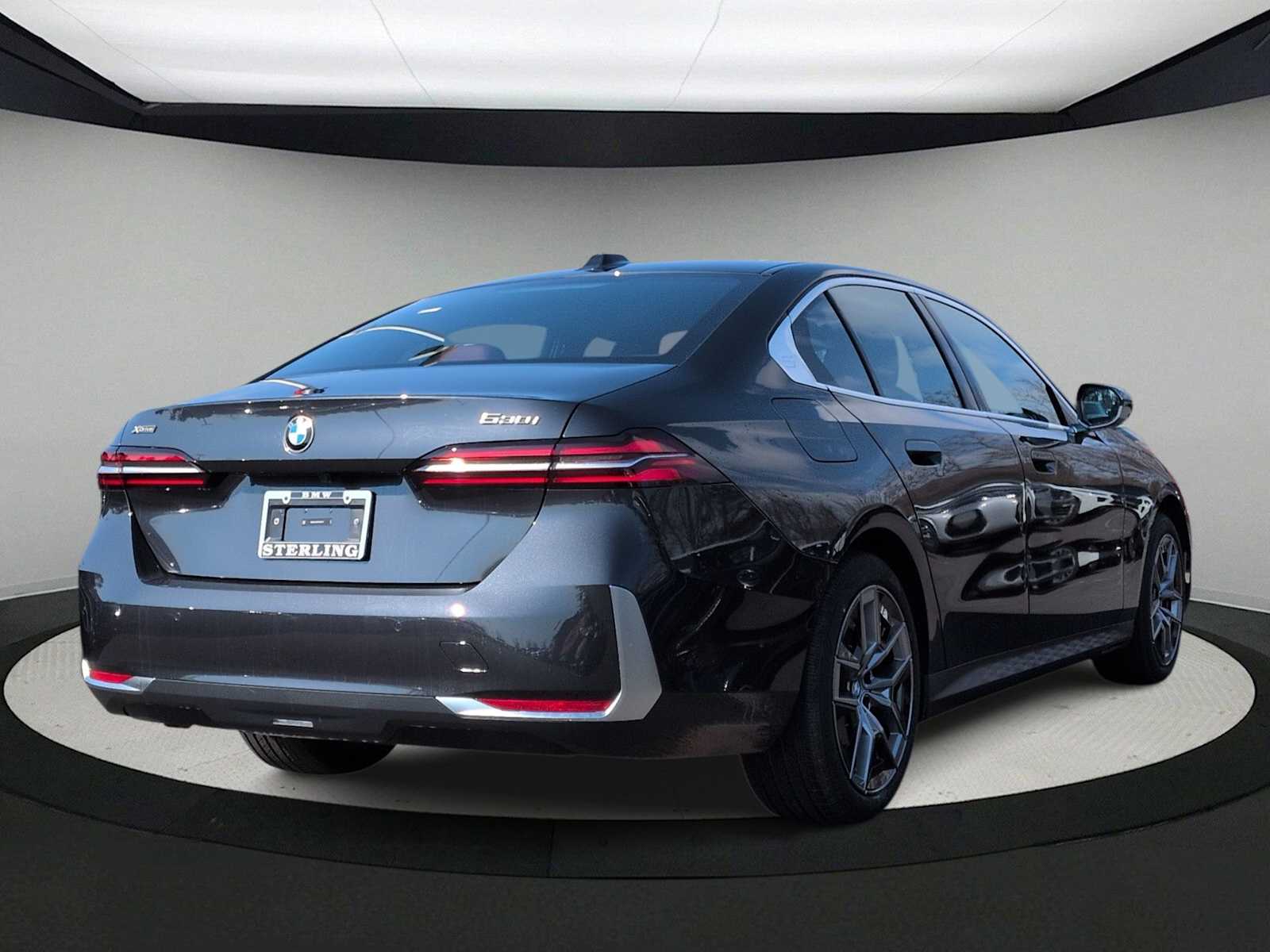 Thumbnail: 2026 BMW 5 Series - 8