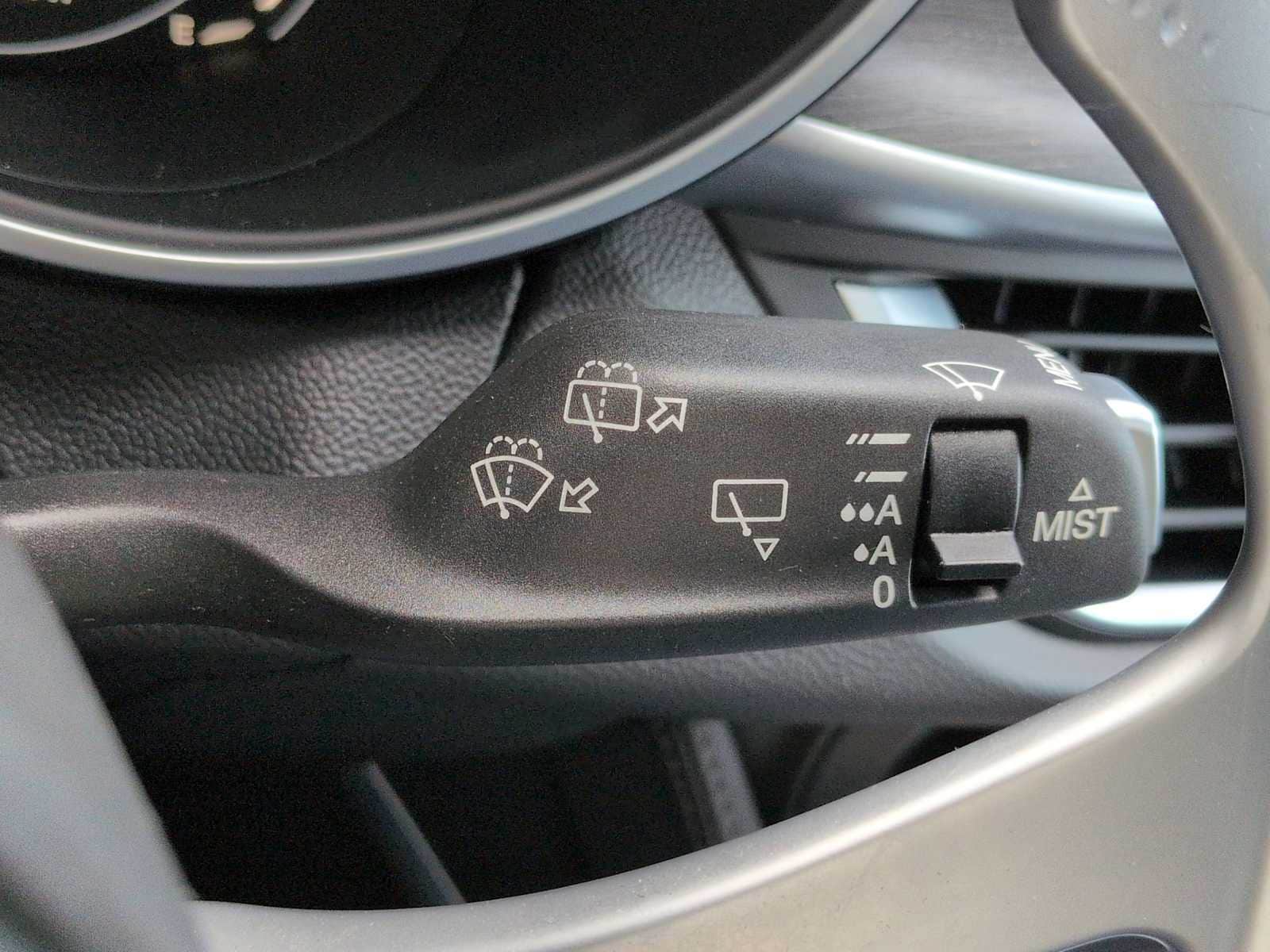 Thumbnail: 2019 Alfa Romeo Stelvio - 28