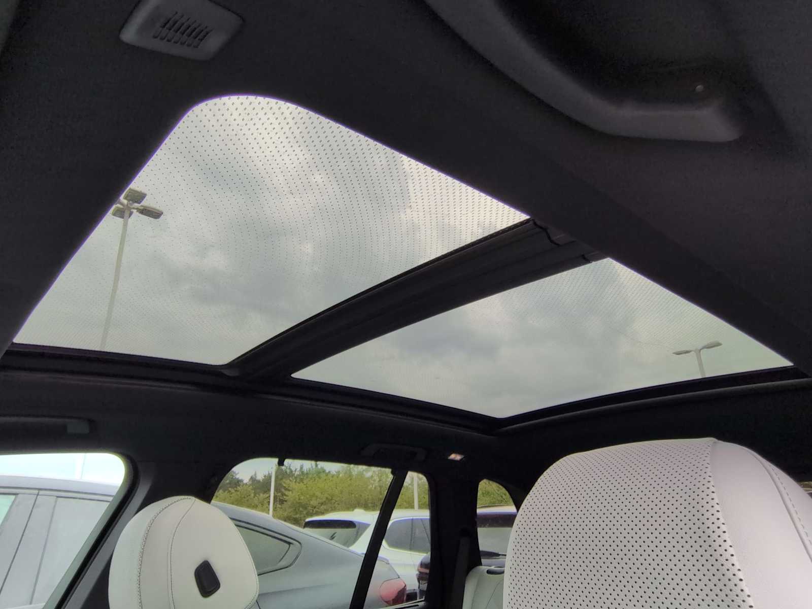 Thumbnail: 2026 BMW X5 - 20