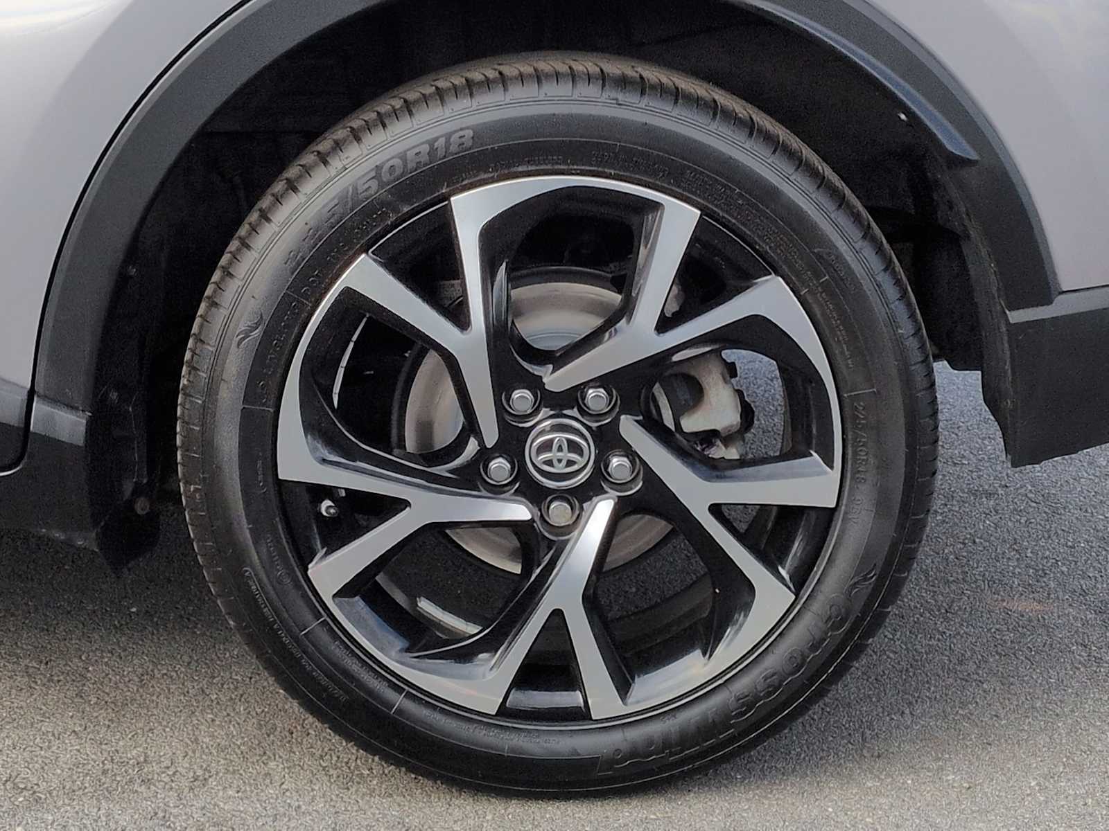 Thumbnail: 2020 Toyota C-HR - 14