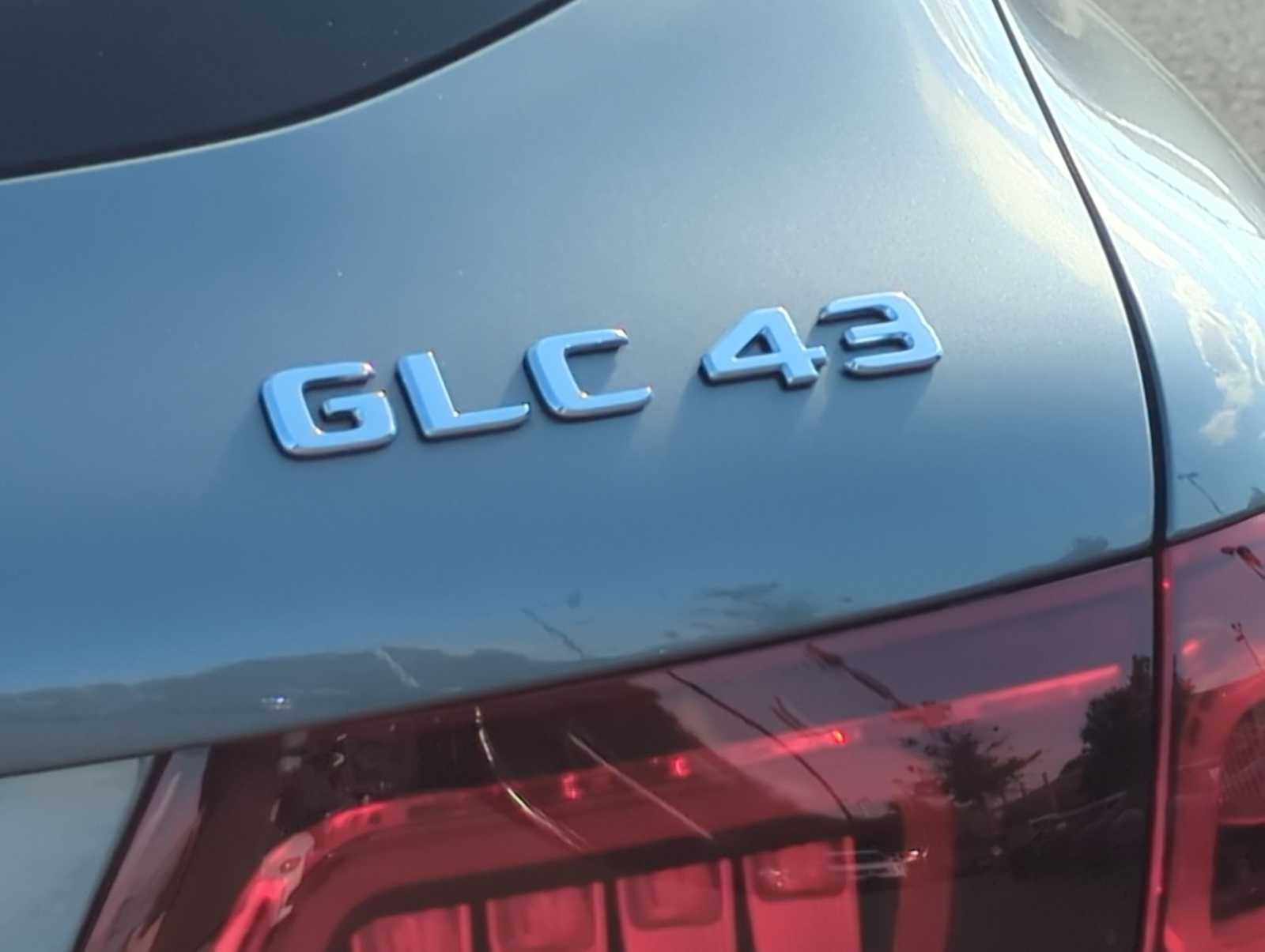 Thumbnail: 2022 Mercedes-Benz GLC - 12