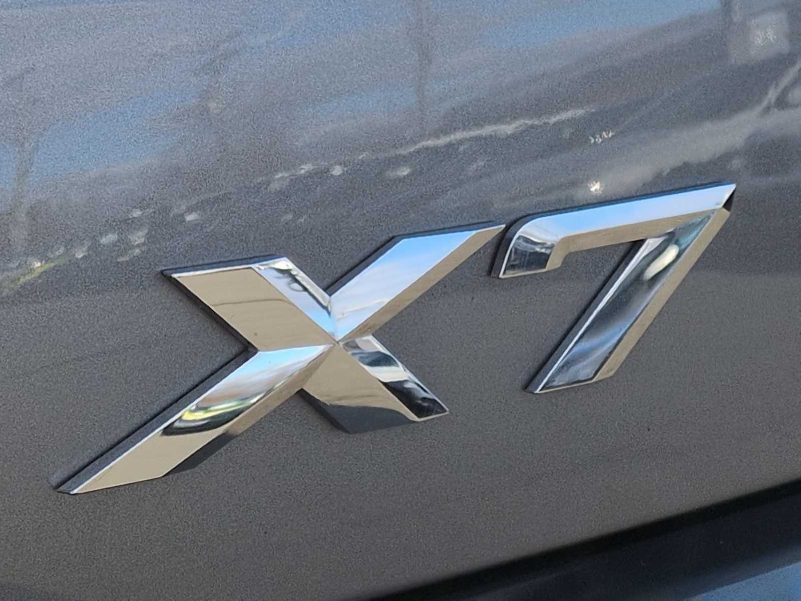 Thumbnail: 2025 BMW X7 - 13