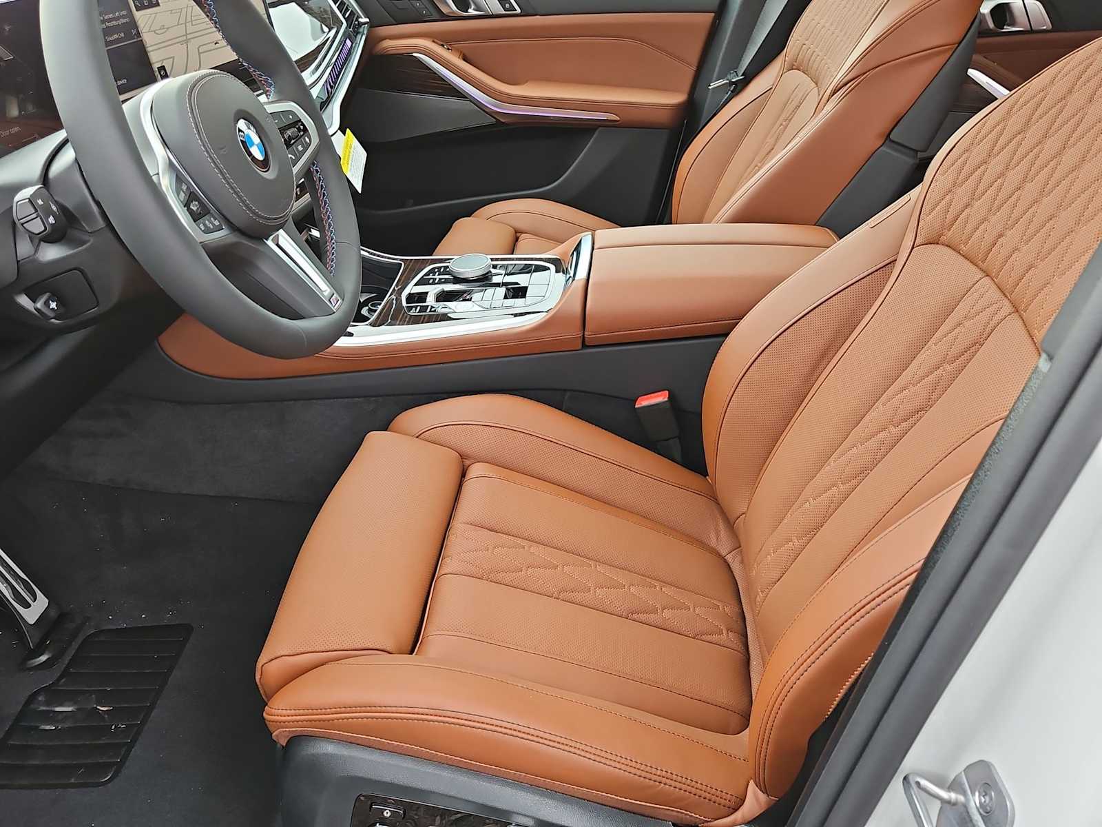 Thumbnail: 2026 BMW X5 - 16