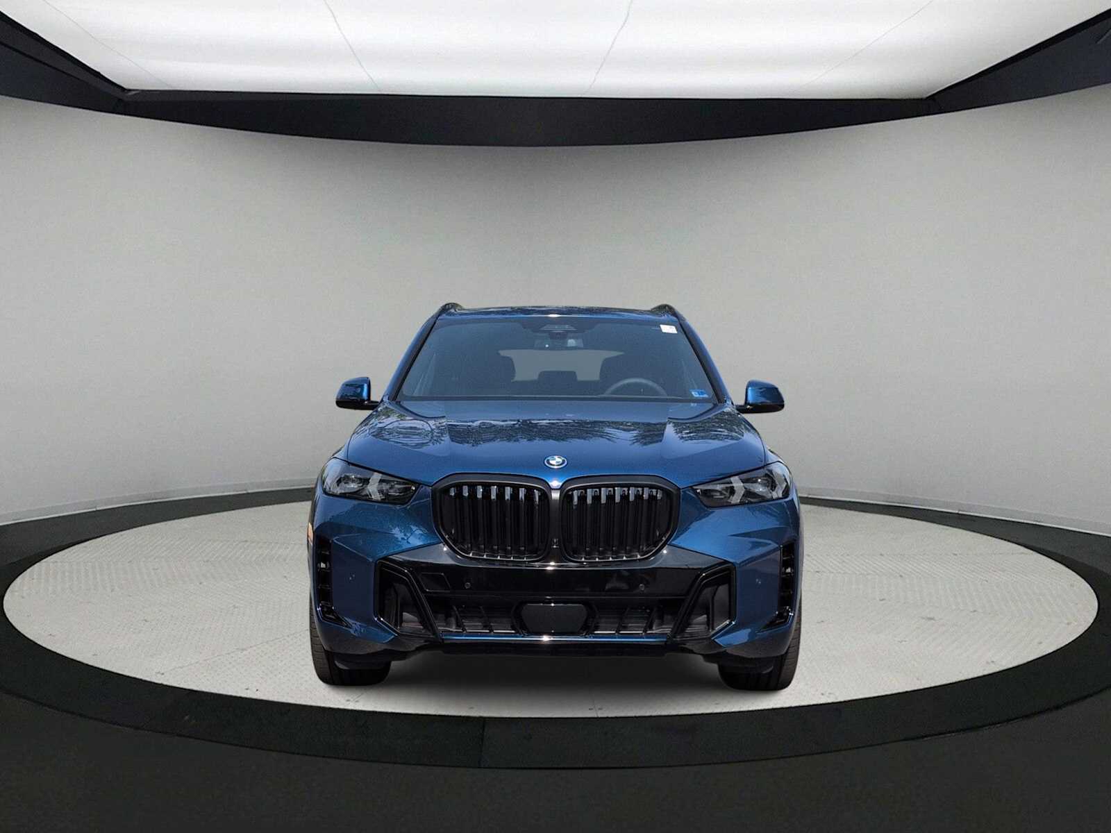Thumbnail: 2026 BMW X5 - 3