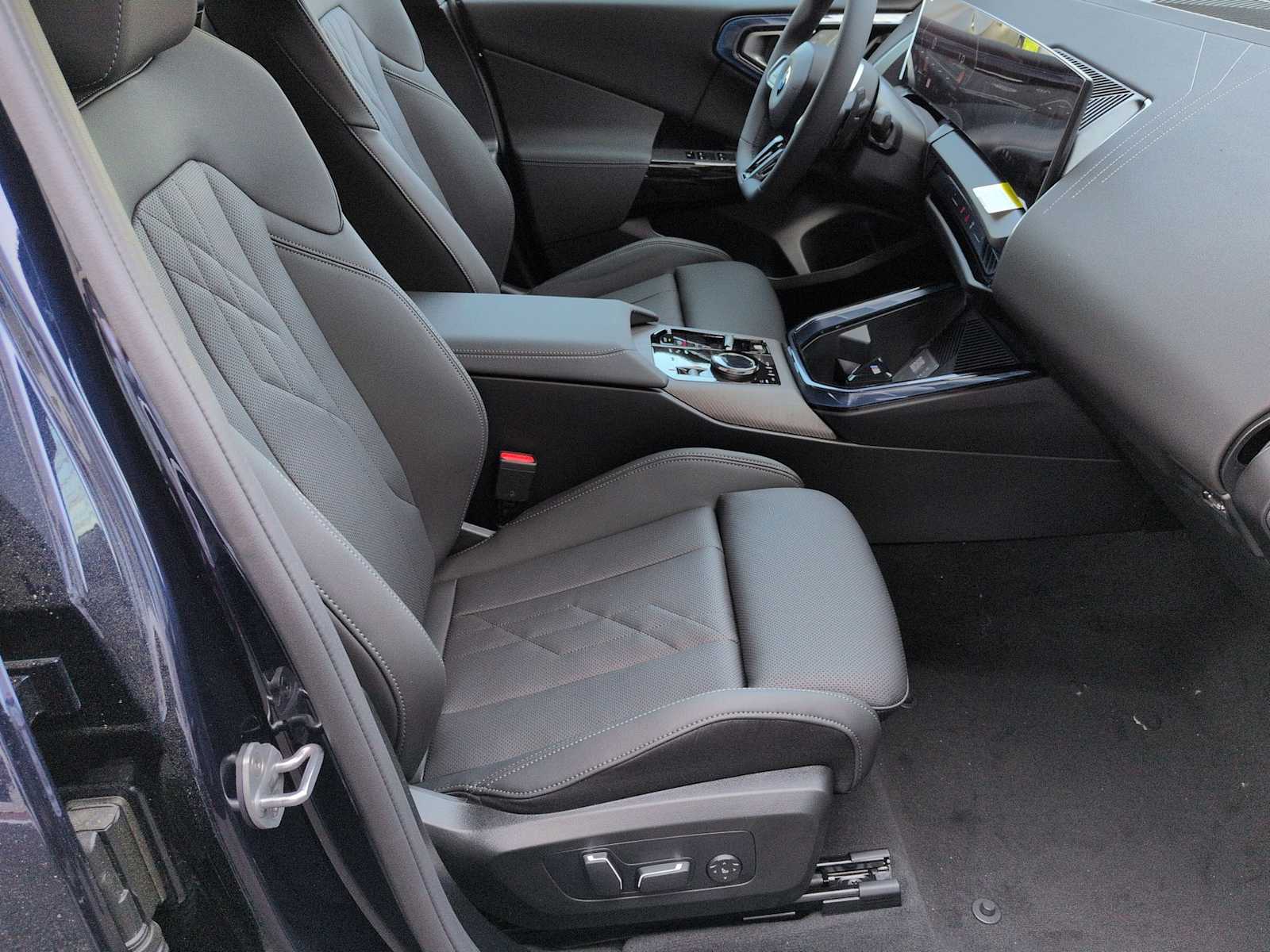 Thumbnail: 2026 BMW X3 - 24