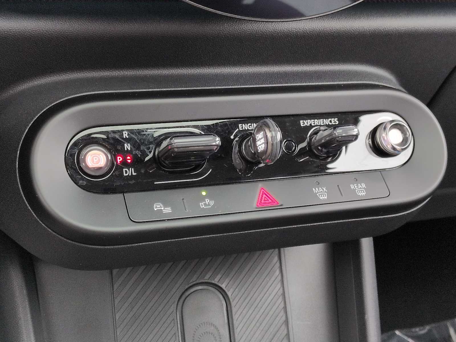 Thumbnail: 2025 MINI Cooper Hardtop - 32