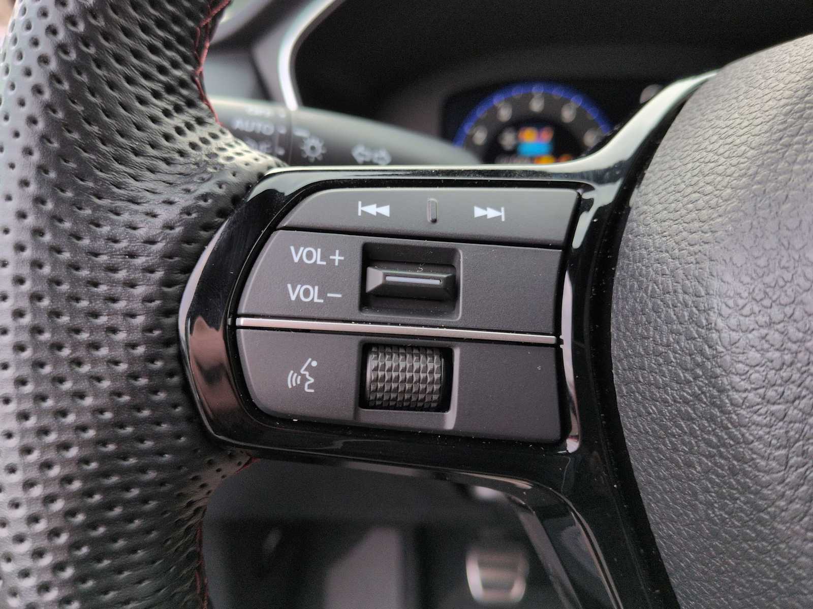 Thumbnail: 2024 Acura Integra - 24