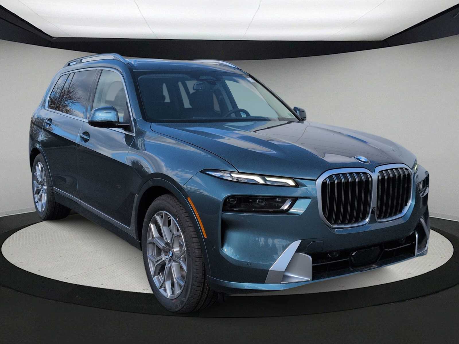 Thumbnail: 2026 BMW X7 - 2