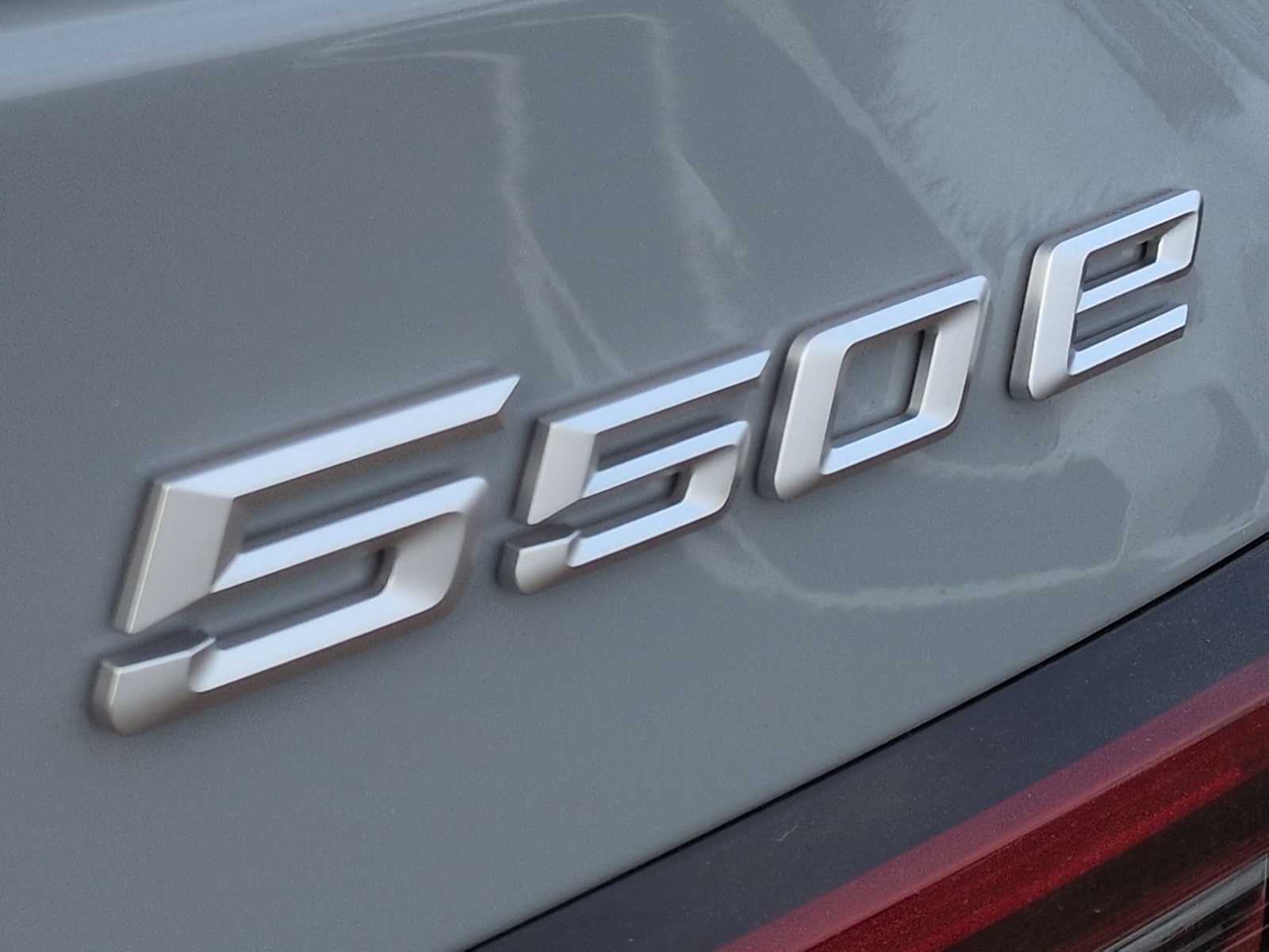 Thumbnail: 2026 BMW 5 Series - 13