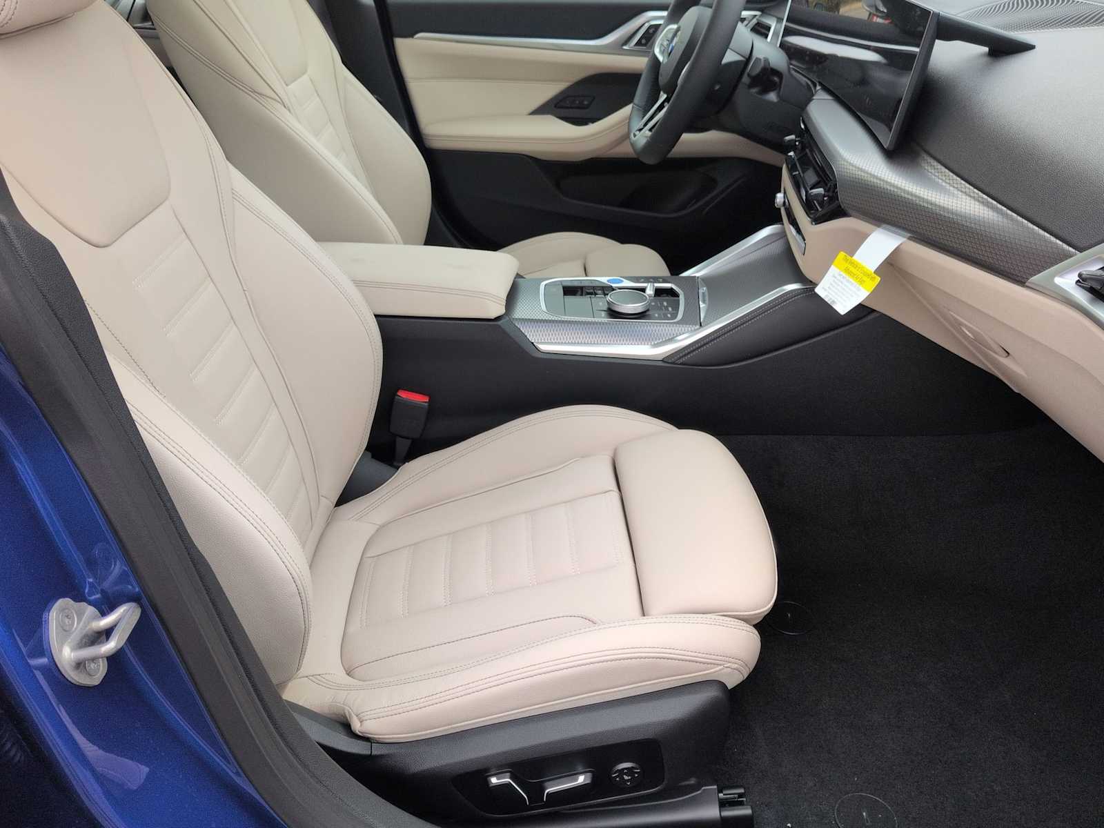 Thumbnail: 2026 BMW i4 - 24