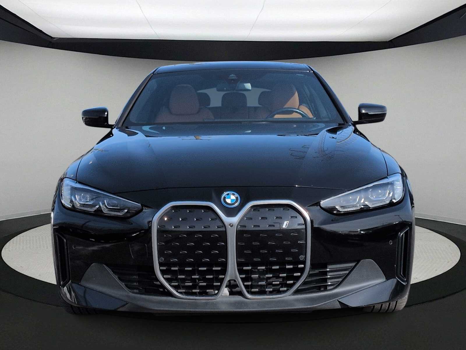 Thumbnail: 2023 BMW i4 - 3